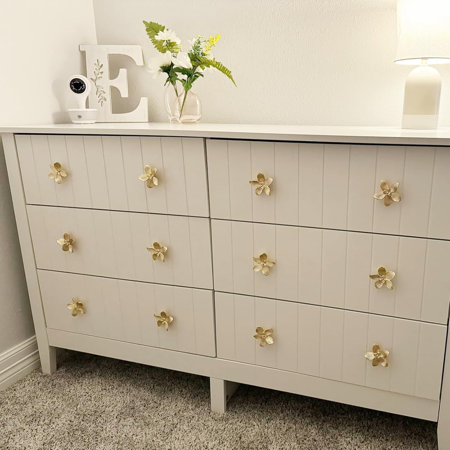 Gold Flower Drawer Knobs Creative Petal Kitchen Cabinet Knobs Dresser Knobs Furniture Cupboard Drawer Pulls Handles for Wardrobe Door Pulls 4Pcs (Flower, 4Pcs)