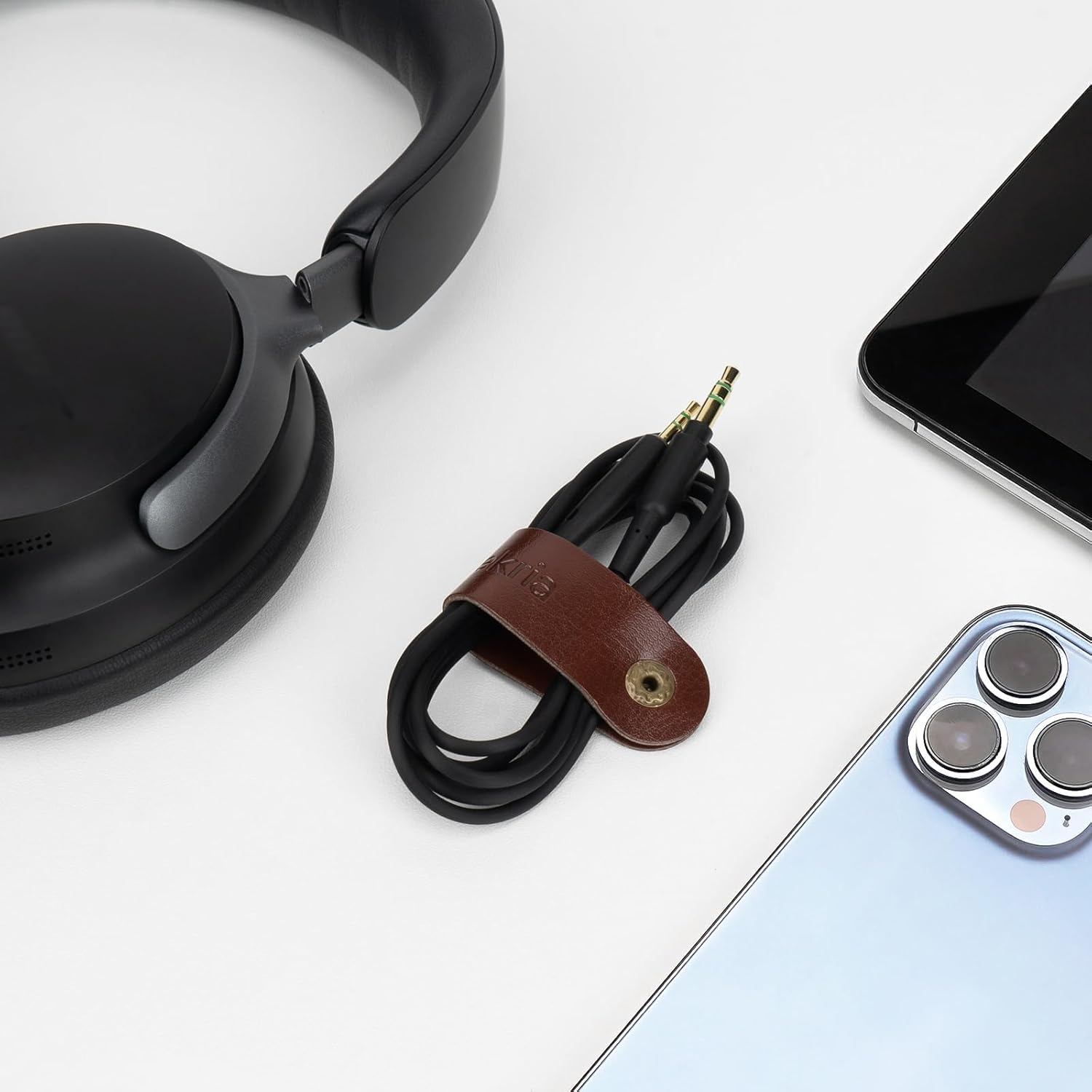 Geekria Audio Cable Compatible with Bose QC Ultra, Quietcomfort, QC SE, QC 45, QC 35 II, QC 35, Headphones 700 Headphones Cable, 2.5Mm to 3.5Mm Replacement Stereo Cord (4 Ft/1.2 M) image number 5