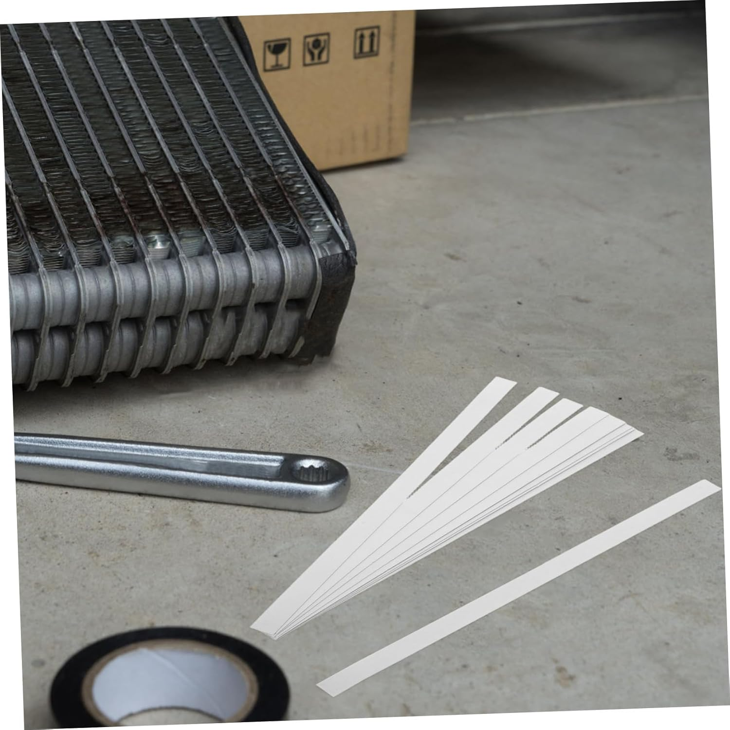 SUPVOX 10Pcs Reflective Adhesive Speed Tester Tape Easy to Use Weather Resistant Improved Visibility for Tachometers and Speed Testers Versatile Cutting for Various Applications image number 4