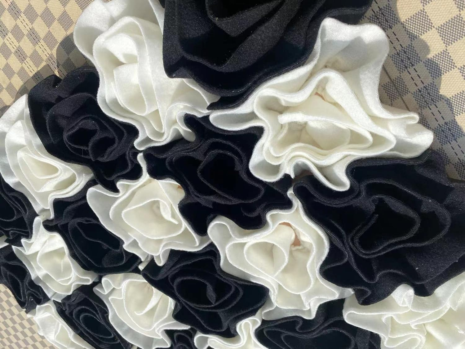 Black and White Chequered Rose Design,Washable anti Slip,Big Tough for Large Dog Feeding Mat, Food Puzzles, Sniffing and Snuffle Mat