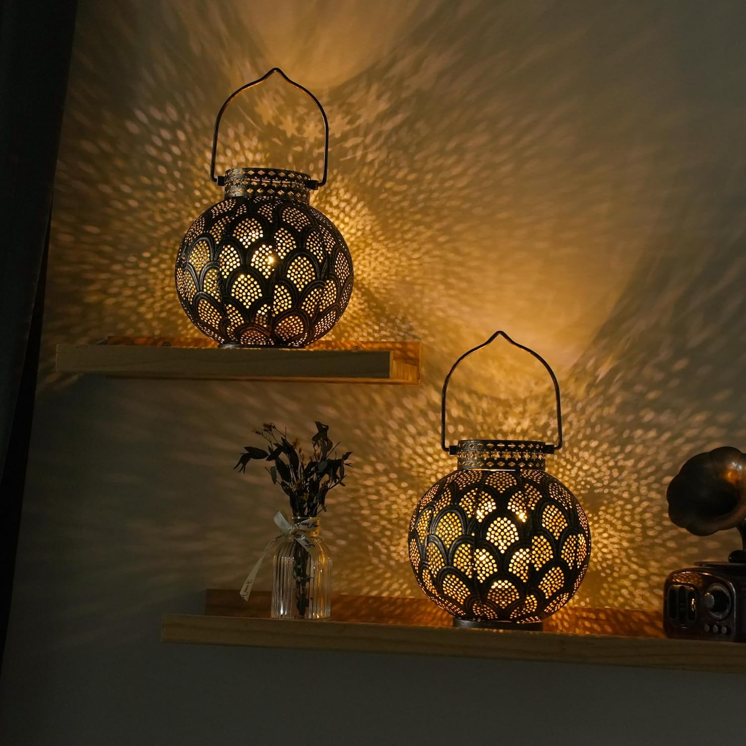 TRIROCKS Set of 2 Metal Moroccan Style Table Lamps, 7 Inch Battery Operated Cordless Lamp with LED Lights, Perfect for Home, Living Room, Parties, Indoor Table Top