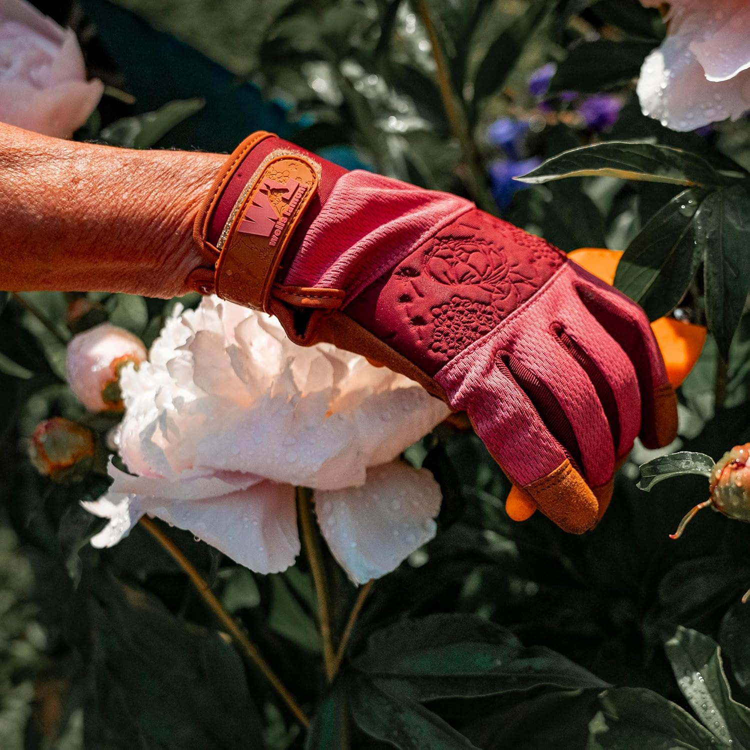 Wells Lamont Women'S High Dexterity Breathable Work and Gardening Gloves, Pink, Medium (7759M-700) image number 3