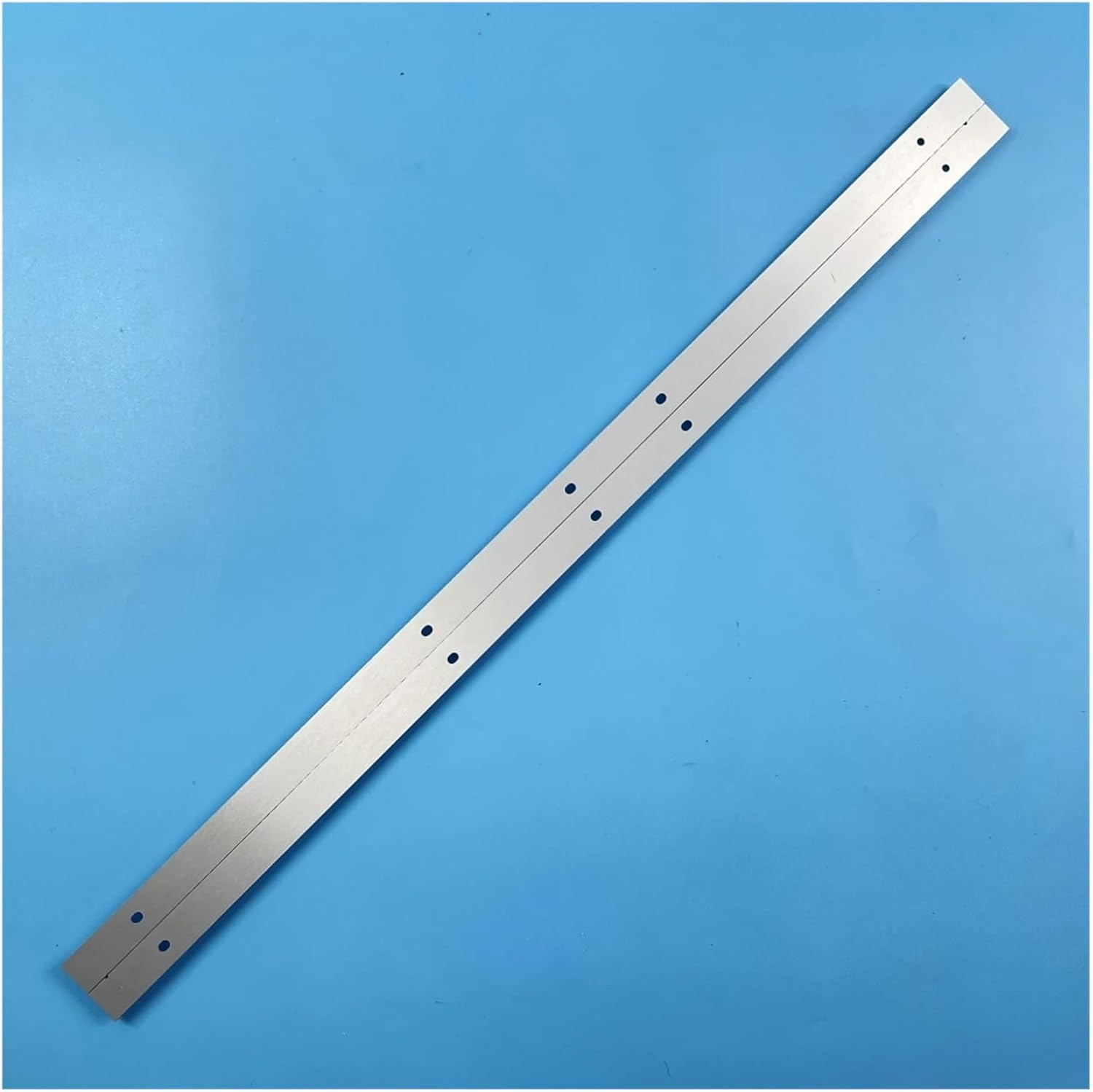 Tv'S LED Backlight Strips for E.-Risson 32LEA20T2SM 32Les50T2Sm 32HLE19T2 MS-L1343 V2 2017-01-04 Bands Rulers JL.D32061330-081AS-M (Color : 1 Lot) image number 2