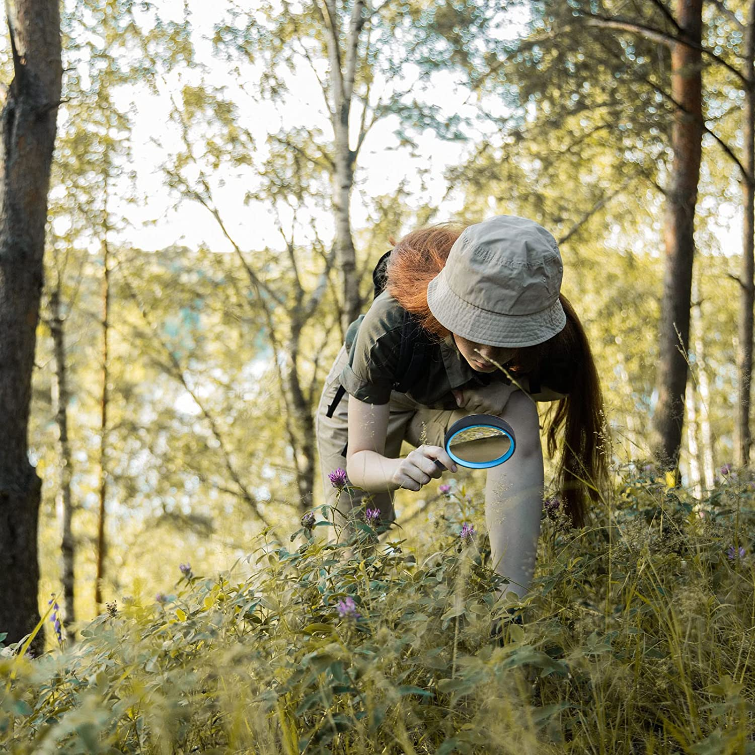 10X Magnifying Glass, Handheld Magnifier, HD 75Mm round Magnifying Lens, Reading Magnifier with Non Slip Handle, Shatter Proof Magnify Glass for Reading Observing (1Pcs) image number 6