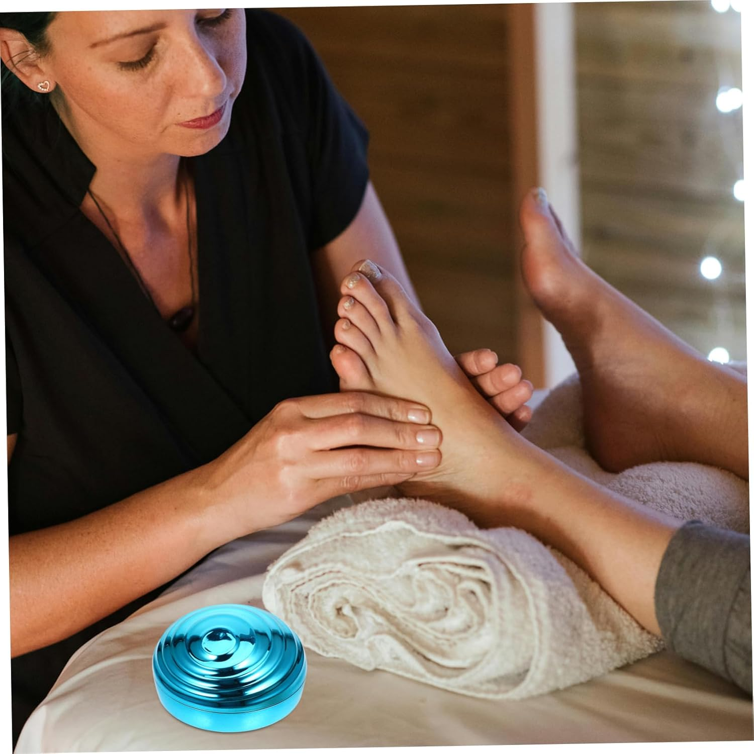 Portable Foot Scrubber Feet Callus Remover for Dead Skin Raw Edge Callus Remover image number 5