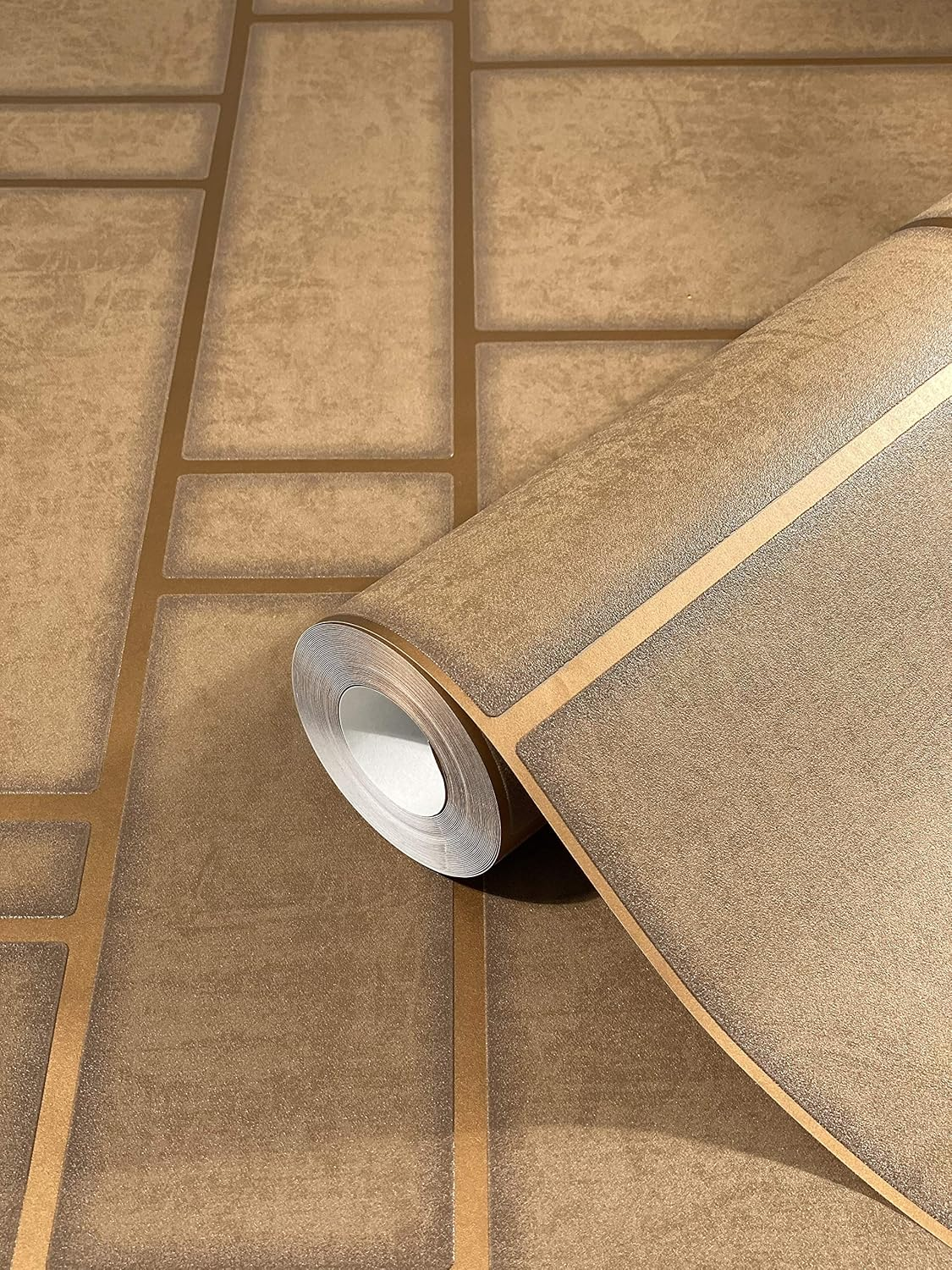 Marburg Tapete Gold Uni Modern Vliestapete Metallic Industrial F&uuml;r Schlafzimmer Wohnzimmer Oder K&uuml;che 10.05M X 0.53M Made in Germany - Gold Metallic image number 6