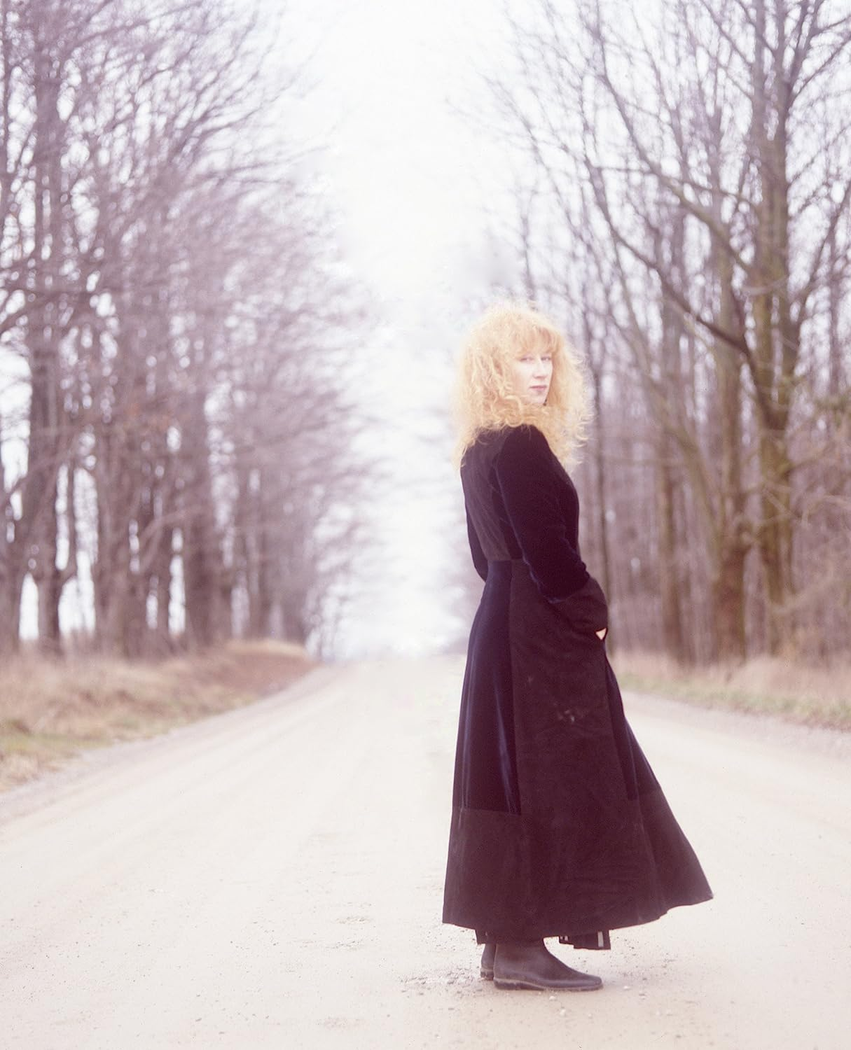 Journey so Far - the Best of Loreena Mckennitt image number 3