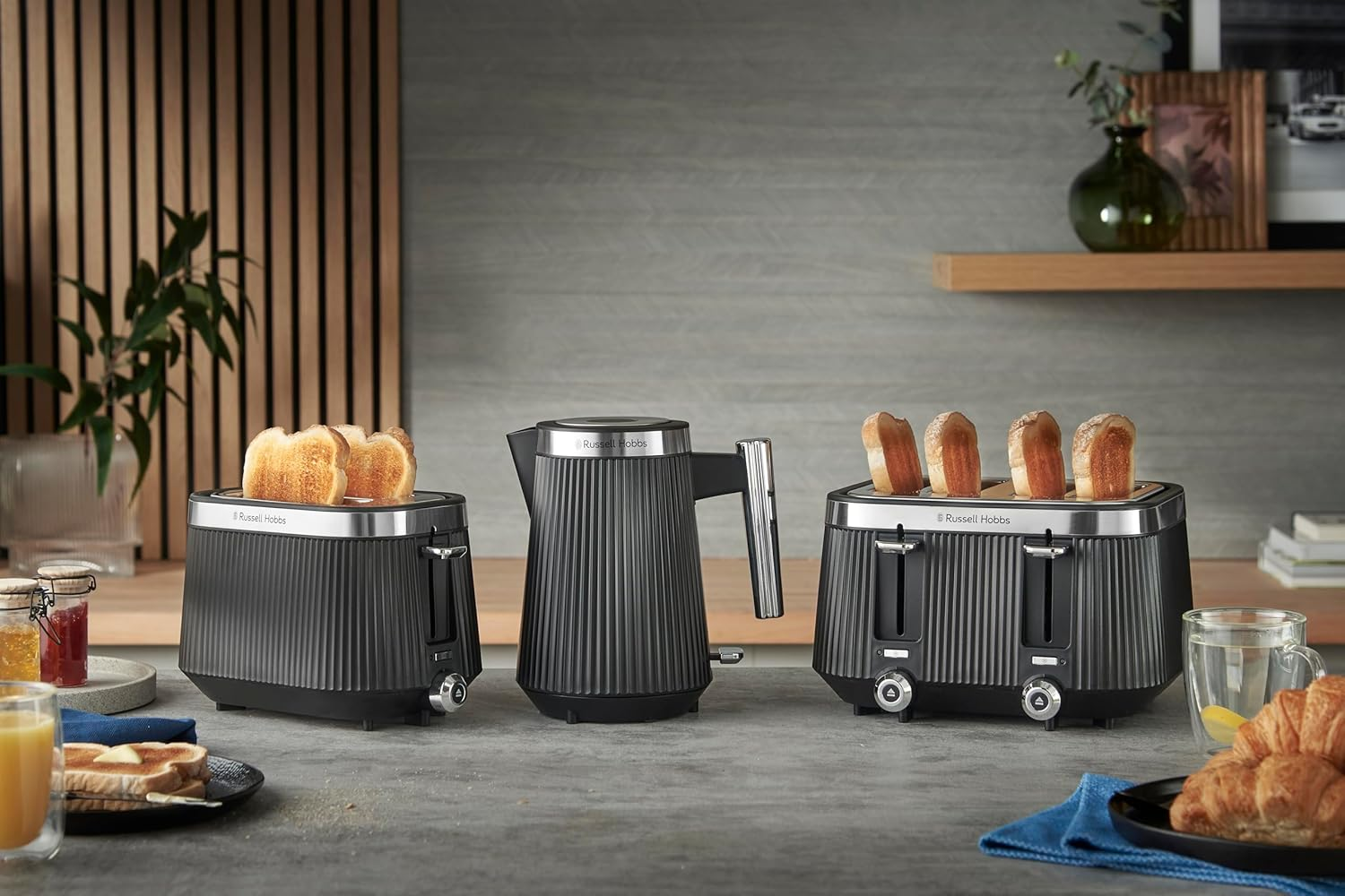 Russell Hobbs Bronte 4 Slice Toaster, RHT2677BLK, Distinctive Design, High Lift for Small Items, Frozen, Reheat and Cancel Settings, Indicator Light, Black image number 1