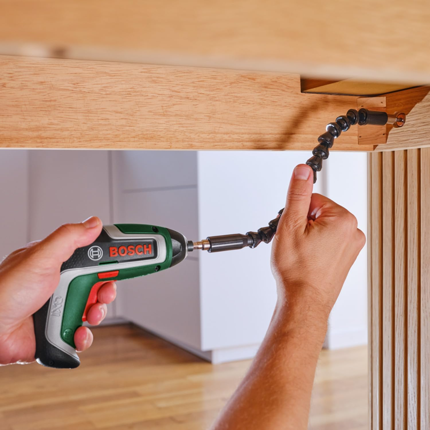 Bosch Compact Cordless Screwdriver IXO Flexi Kit 7Th Generation 3.6V 2.0Ah Flexible Extension Micro USB Cable Bend 180&deg; 10 X Bit image number 1