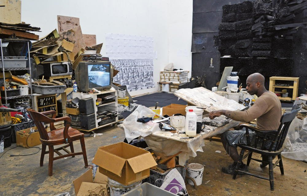 Inside the Artists Studio image number 4