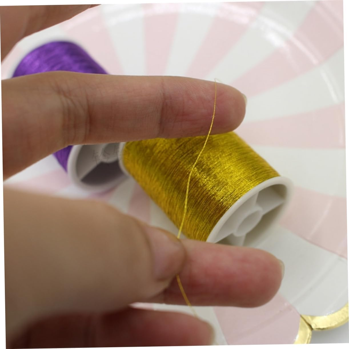 Tofficu Metallic Thread Collection Embroidery Flosses in Glittery Colours Enhance Your Sewing Embroidery Glamour image number 3