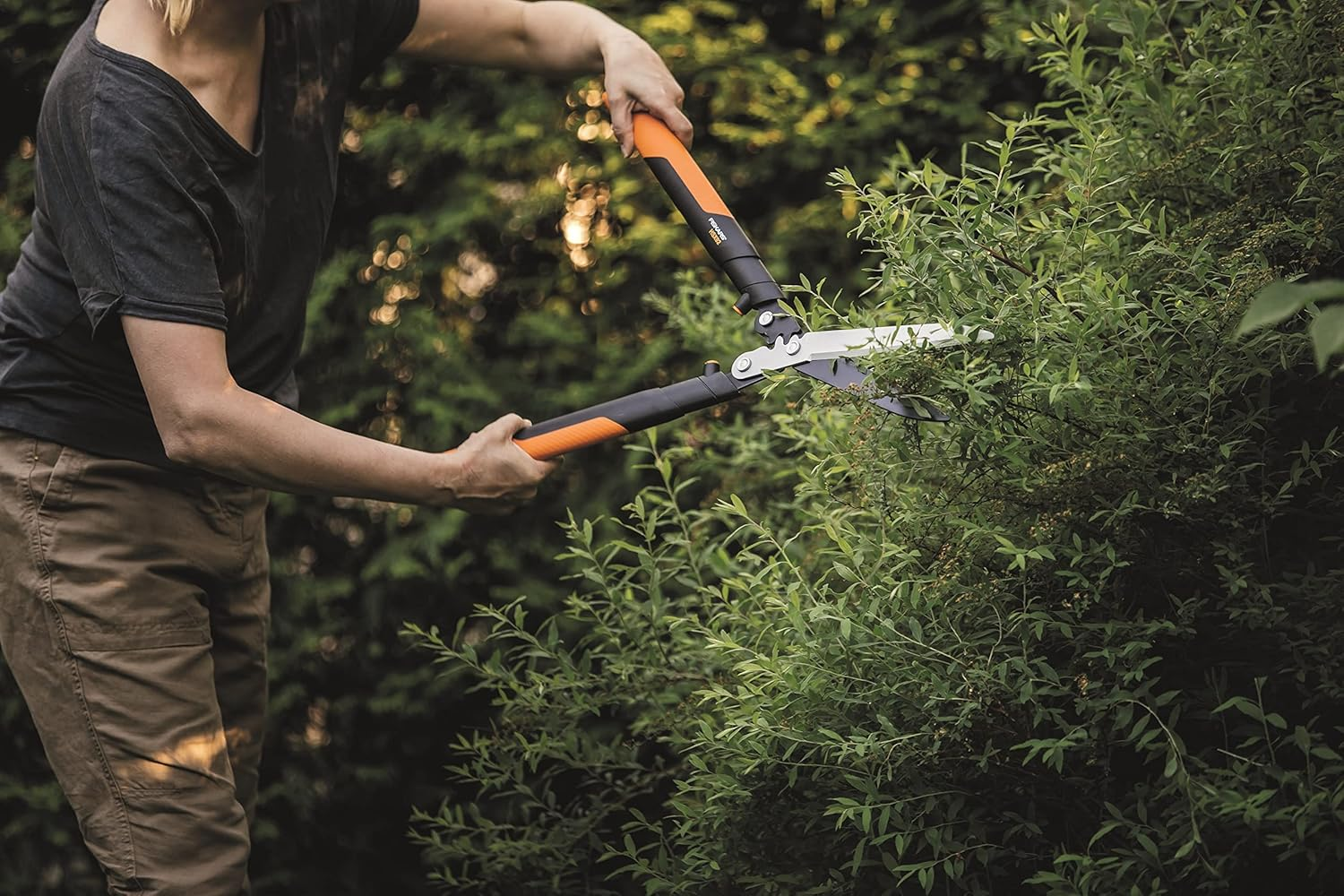 Fiskars Powergear X Hedge Shear HSX92, Non-Stick Coating, Steel Blades, Length: 63 Cm, Black/Orange, 1023631 image number 5