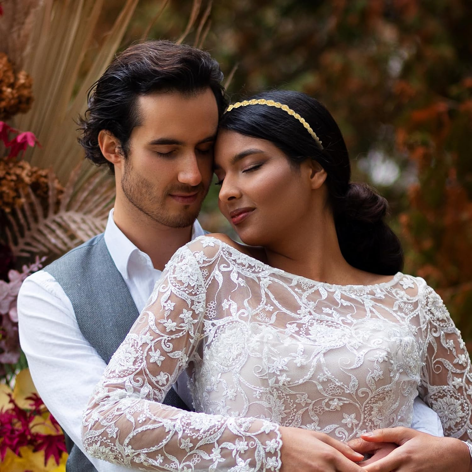 Gold Headband, Sparkly Elastic Metal Headband for Women Fashion Wedding Headpiece Jewelry Hair Accessories for Festival Prom Party