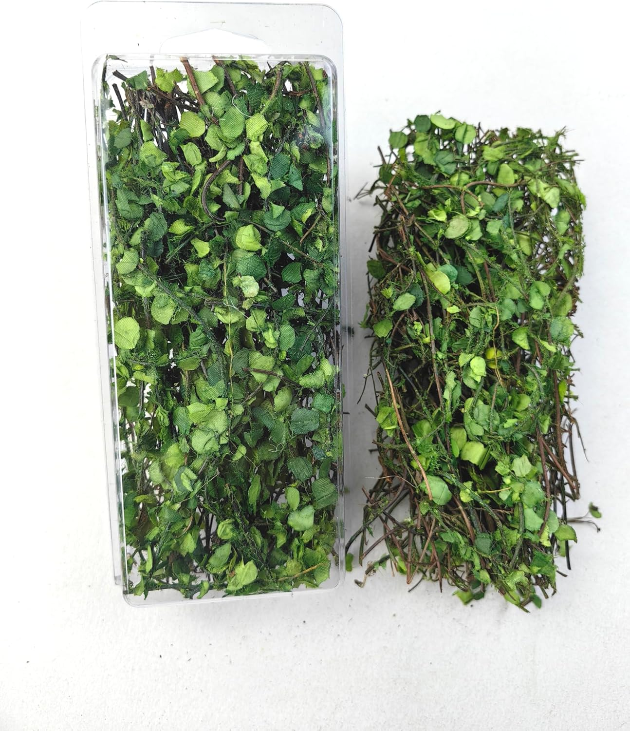 Miniature Vine Vegetation for DIY Model Trees Basing Material Kit, Realistic Miniature Leaves Simulation Leavesfor Train Landscape Railway Artificial Grass Modeling (Light Green) image number 1