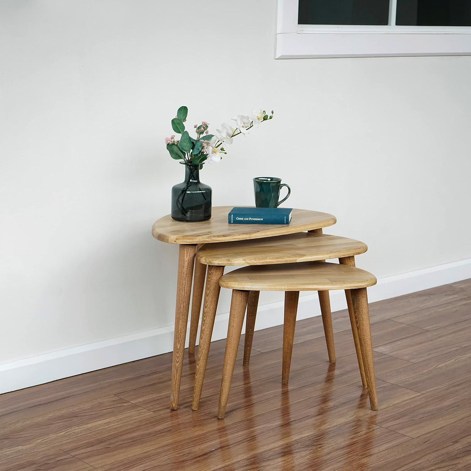 Ultimate Premium Products Solid Nesting Table Set of 3- Oak Mid Century Pebble Tables with Tapered Legs &ndash; Wooden Home Furniture in a Retro Style - Oak