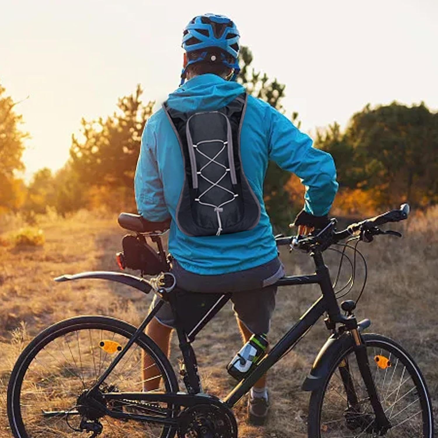 Hydration Pack, Hydration- Water Backpack with 2L Hydration Bladder-The Perfect Backpack for Outdoor Sports Cycling Skiing Hiking Running Camping Climbing image number 4