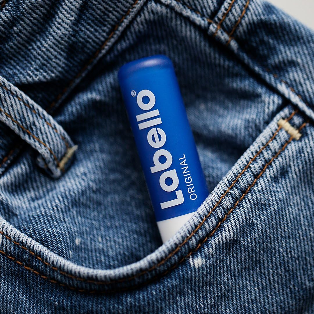 Labello Original Lip Balm in Pack of 6 (6 X 4.8 G), Lip Balm for Naturally Beautiful Lips, Lip Balm without Mineral Oils, Protects against Drying Out image number 4