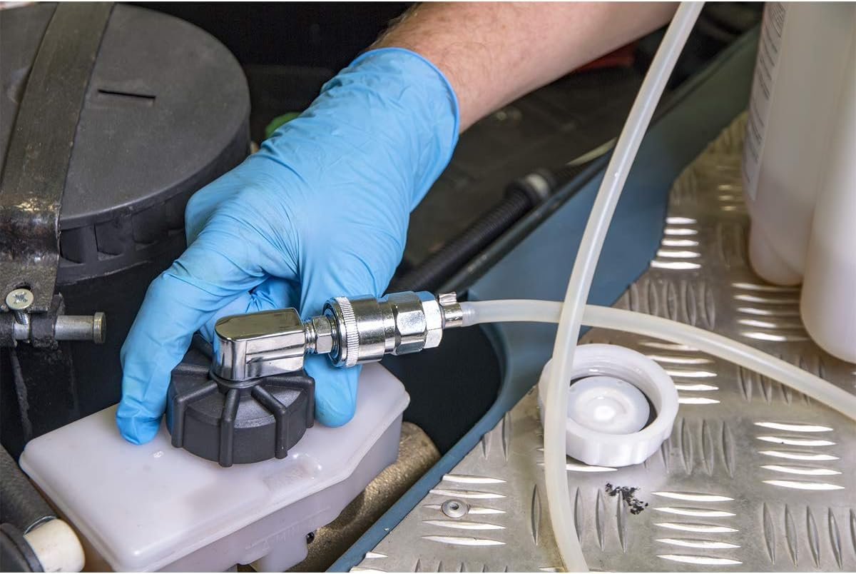 Sealey Vs820 Brake and Clutch Bleeding System image number 1