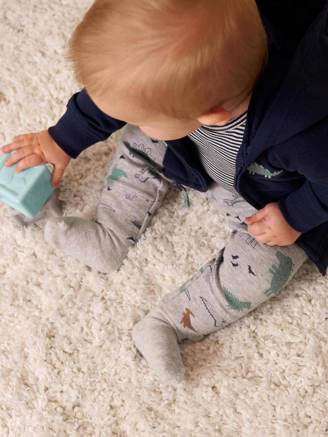 Simple Joys by Carter'S Baby Boys' 4-Piece Jacket, Pant, and Bodysuit Set, Dark Blue/Green/Grey Dinosaur/Navy Stripe, 24 Months image number 3