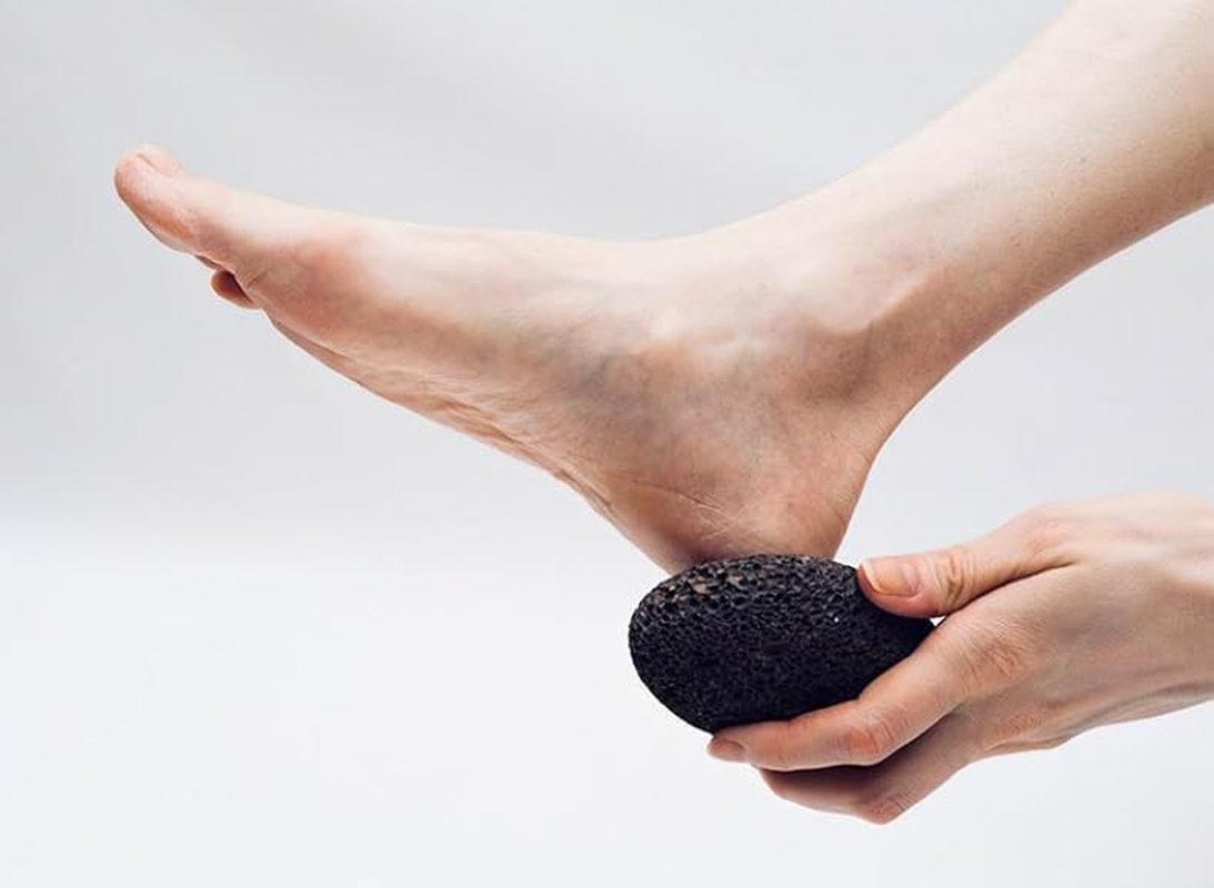 Natural Volcanic Pumice Stone for Feet Pumice Cleaning Stone for Sole of the Foot,Edges of the Foot,Toe Seams Deep Clean,Foot Scrubber for Dead Skin Remover (Black, 10 * 7 * 4.5CM) image number 3