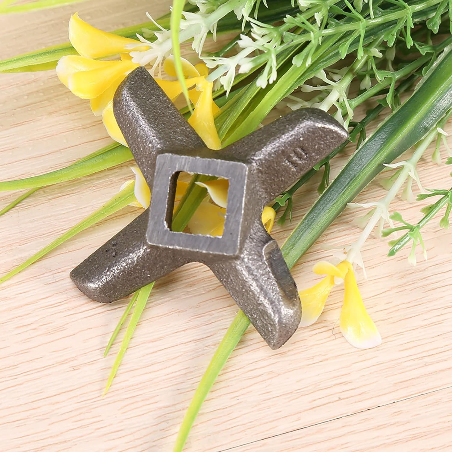 Omabeta 1PCS 61Mm/2.4" Diameter Cross Shaped Meat Grinder Blade with 12Mm/0.5" Central Hole Length, 0.4" Thickness Steel Kitchen Meat Grinder Blade Mincers Cutter Part for All Food Grinder - No. 32 image number 6