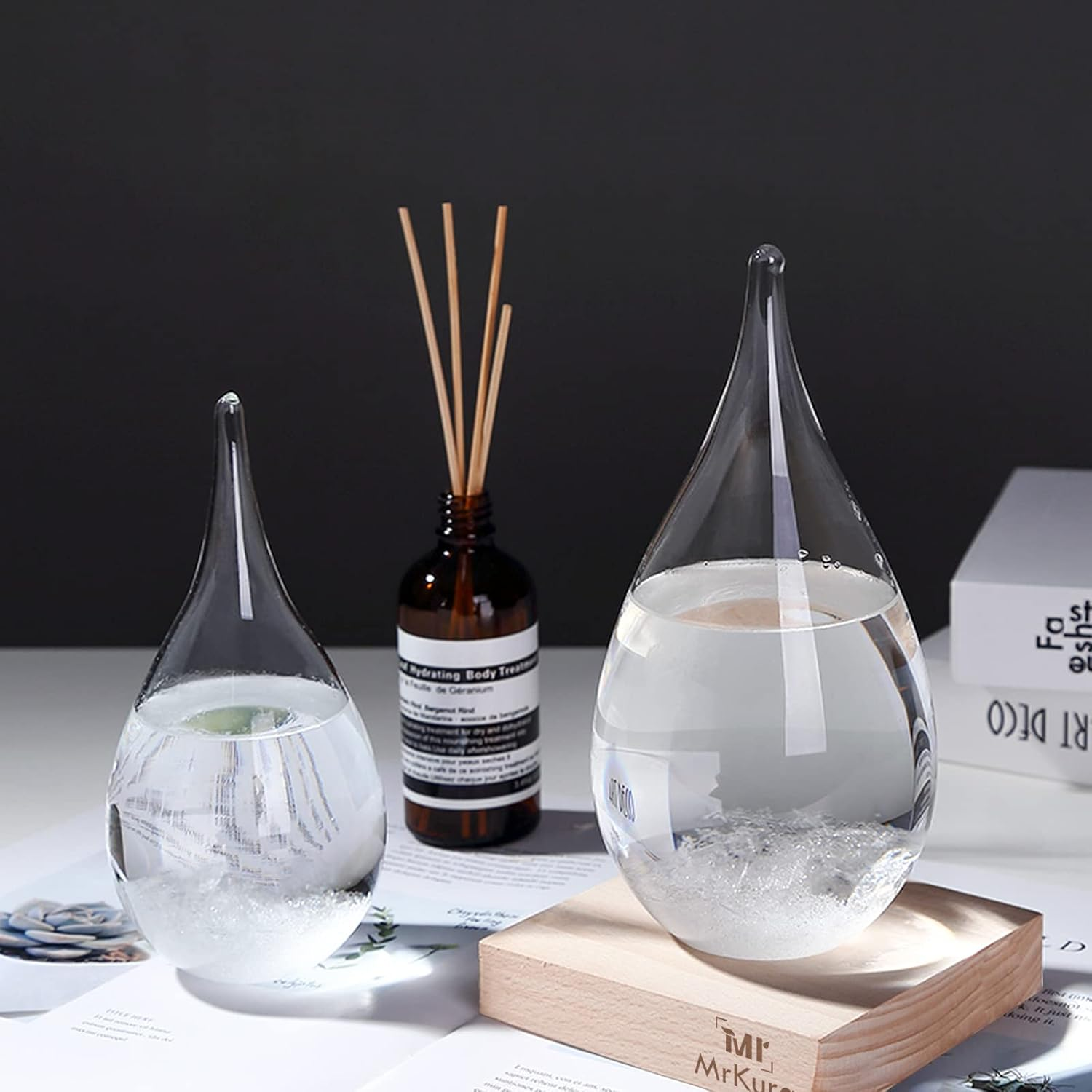 Mrmrkura Transparent Storm Glass Weather Forecast Bottle High Class Drop Shaped Decoration with Wood Base Christmas Decoration for Home and Office Desktop Christmas Gift, Small image number 2
