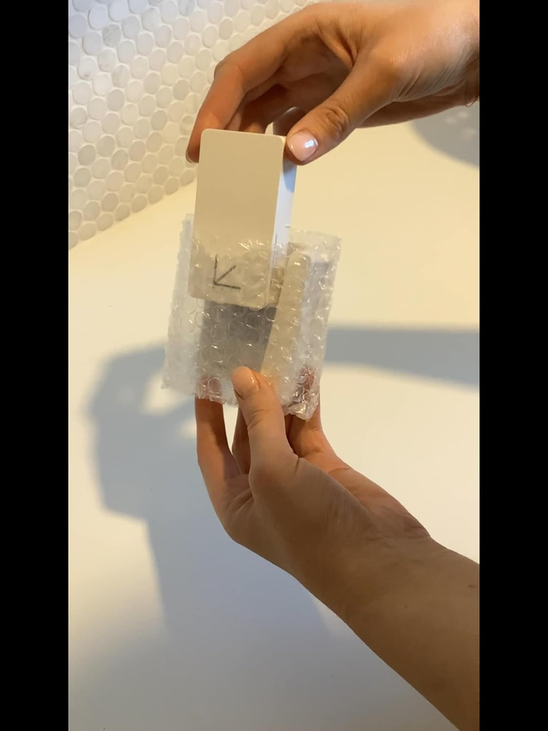 Gateguard Wireless Pool Gate Sensor with Mobile Alerts. Ideal For: Pool Gates, Dog Gates, Kids' Areas, Garage Doors, Doors Opening onto Busy Roads image number 2