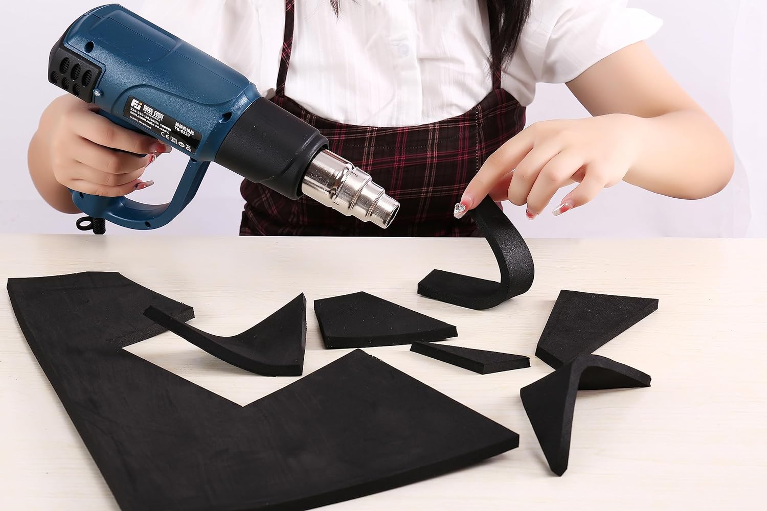 EVA Foam 5Mm, Cosplay Foam Roll 16 X 59In (6.5Sqft) Black, Suitable for Large Foam Cosplay Modeling, DIY Projects, Crafts,Ultra High Density 90 Kg/M3. image number 5