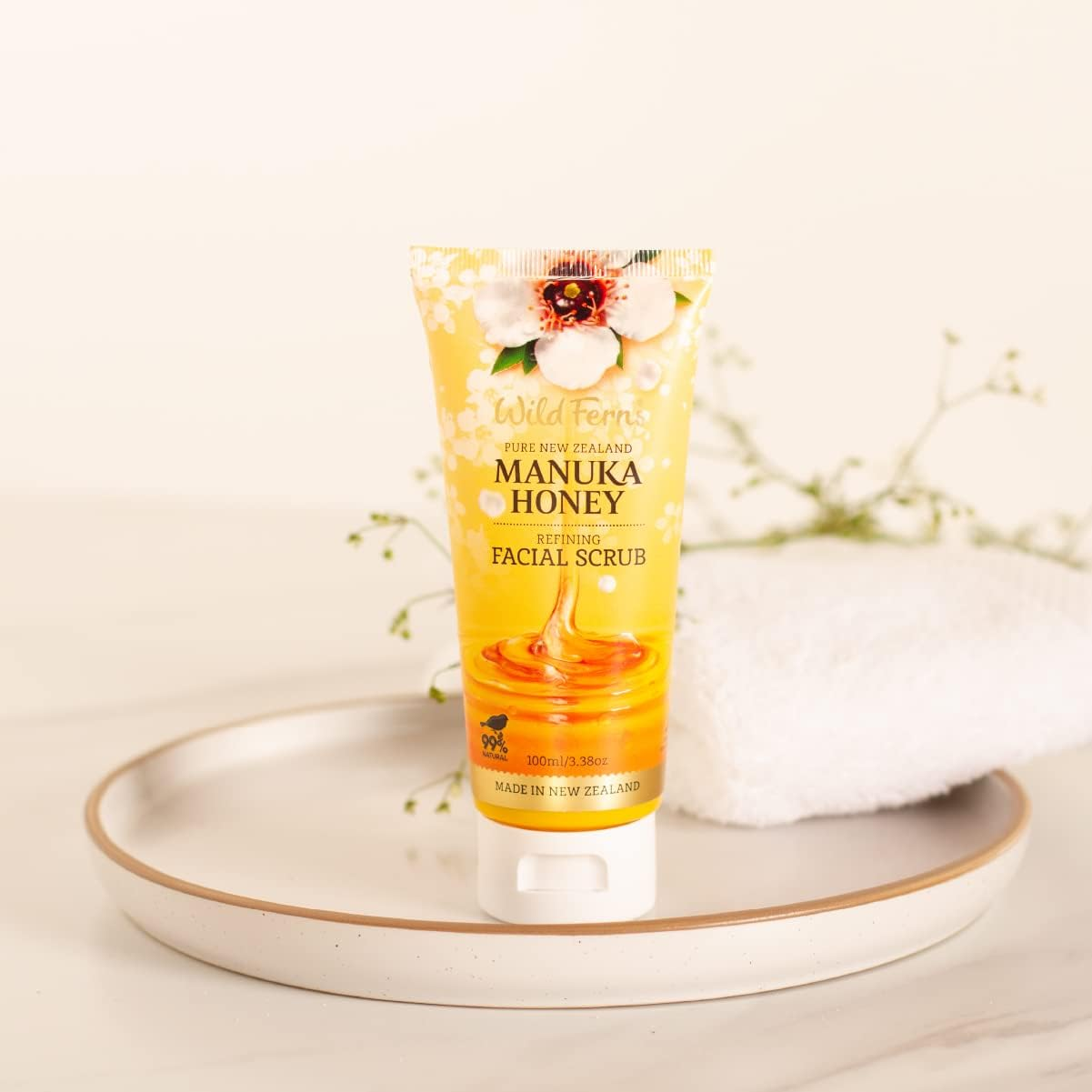 Wild Ferns Manuka Honey Refining Facial Scrub, 99% Natural, 100Ml image number 1
