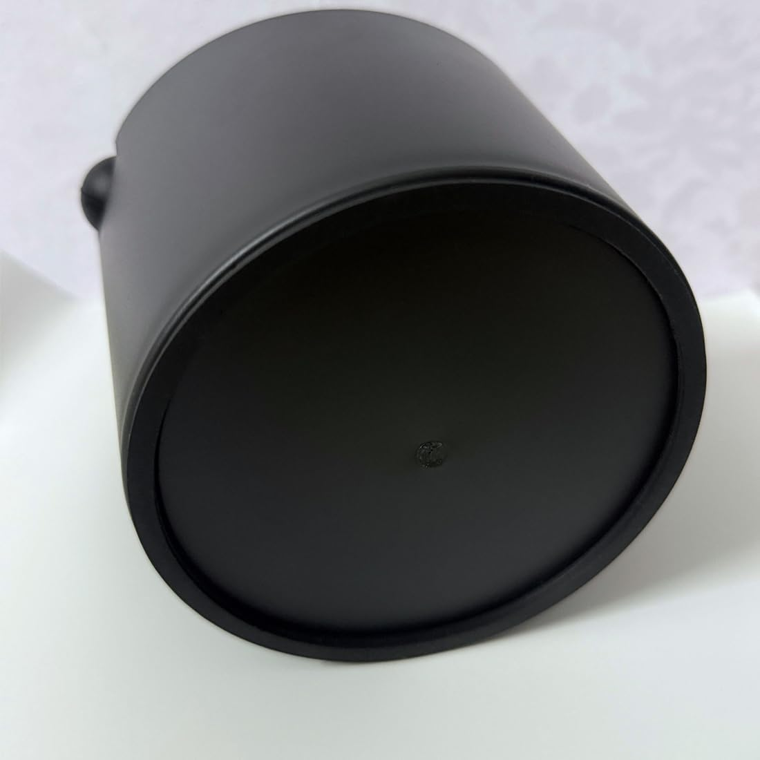 Coffee Grounds Powder Bucket Large Capacity Coffee Knock Box 5Inch Shock-Absorbent Durable Barista Style Espresso Knock Bin Coffee Dump Bin Coffee Grounds Container Knock Box Black image number 5