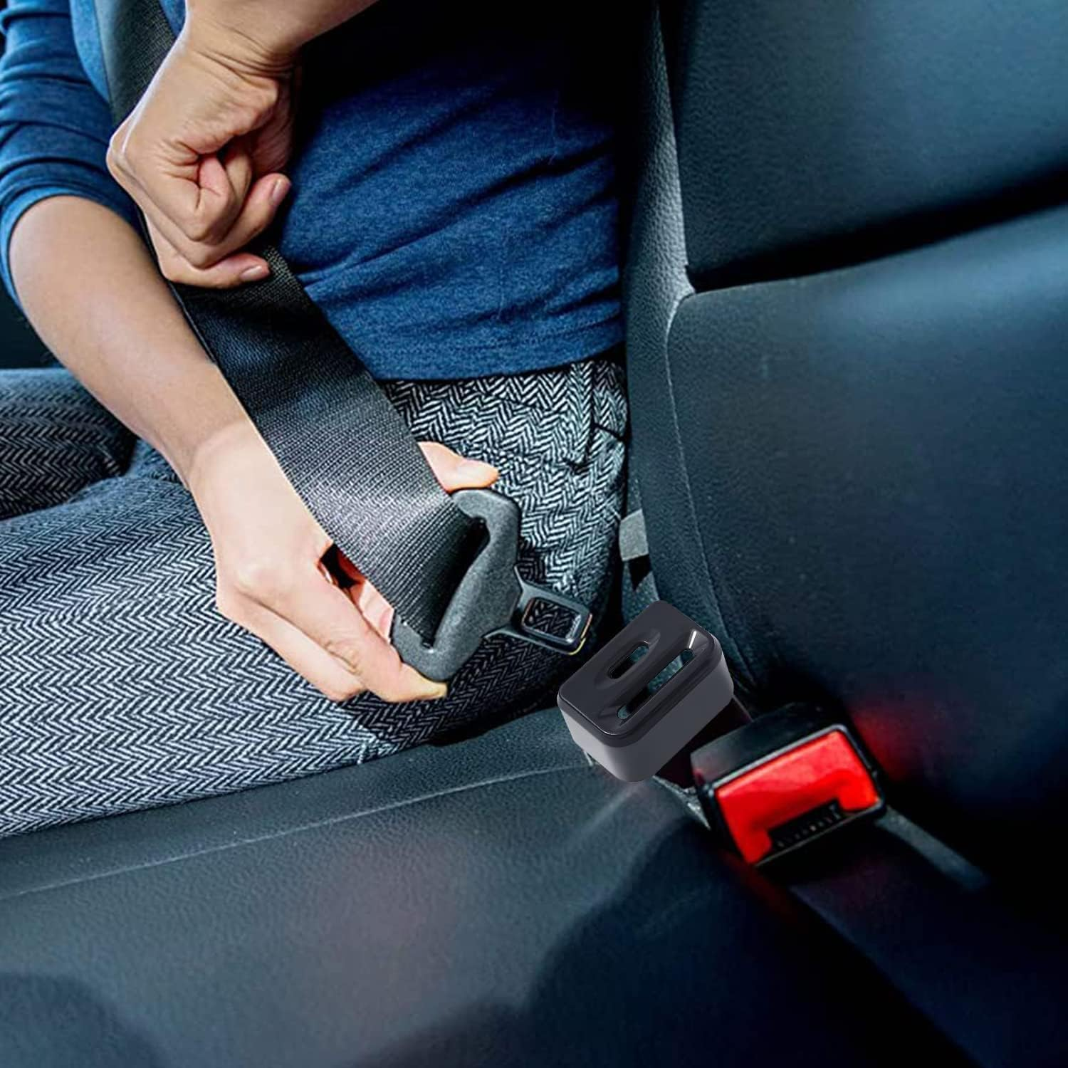 2Pcs Car Seatbelt Buckle Guard, Children Seat Belt Lock Seatbelt Buckle Cover with 2 Keychains Buckle Guard Fit Most Car (Black)