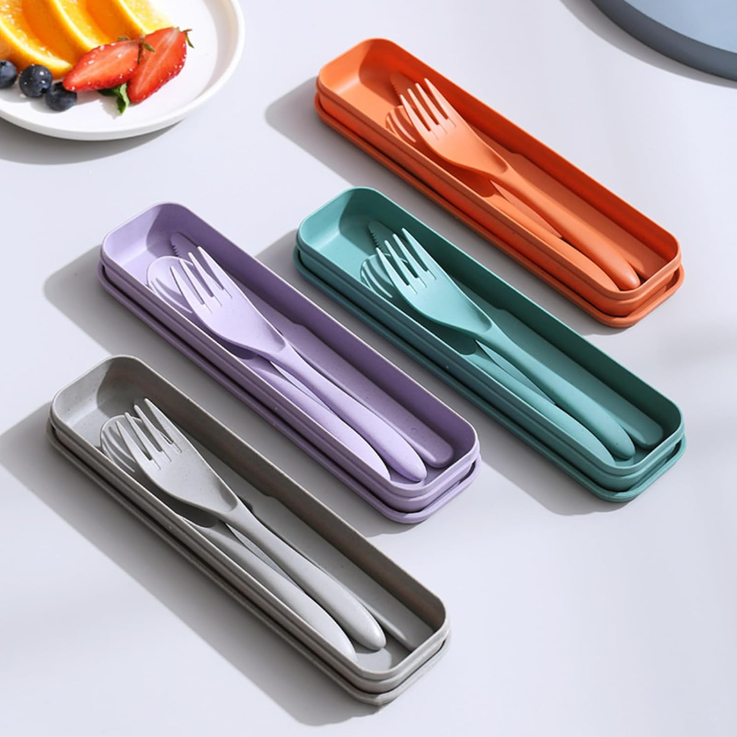4 Piece Cutlery Set Travel Cutlery Portable Plastic Cutlery Camping Cutlery Knife Spoon Fork Cutlery Set with Case Reusable for Daily Use Outdoor Tableware Camping Picnic
