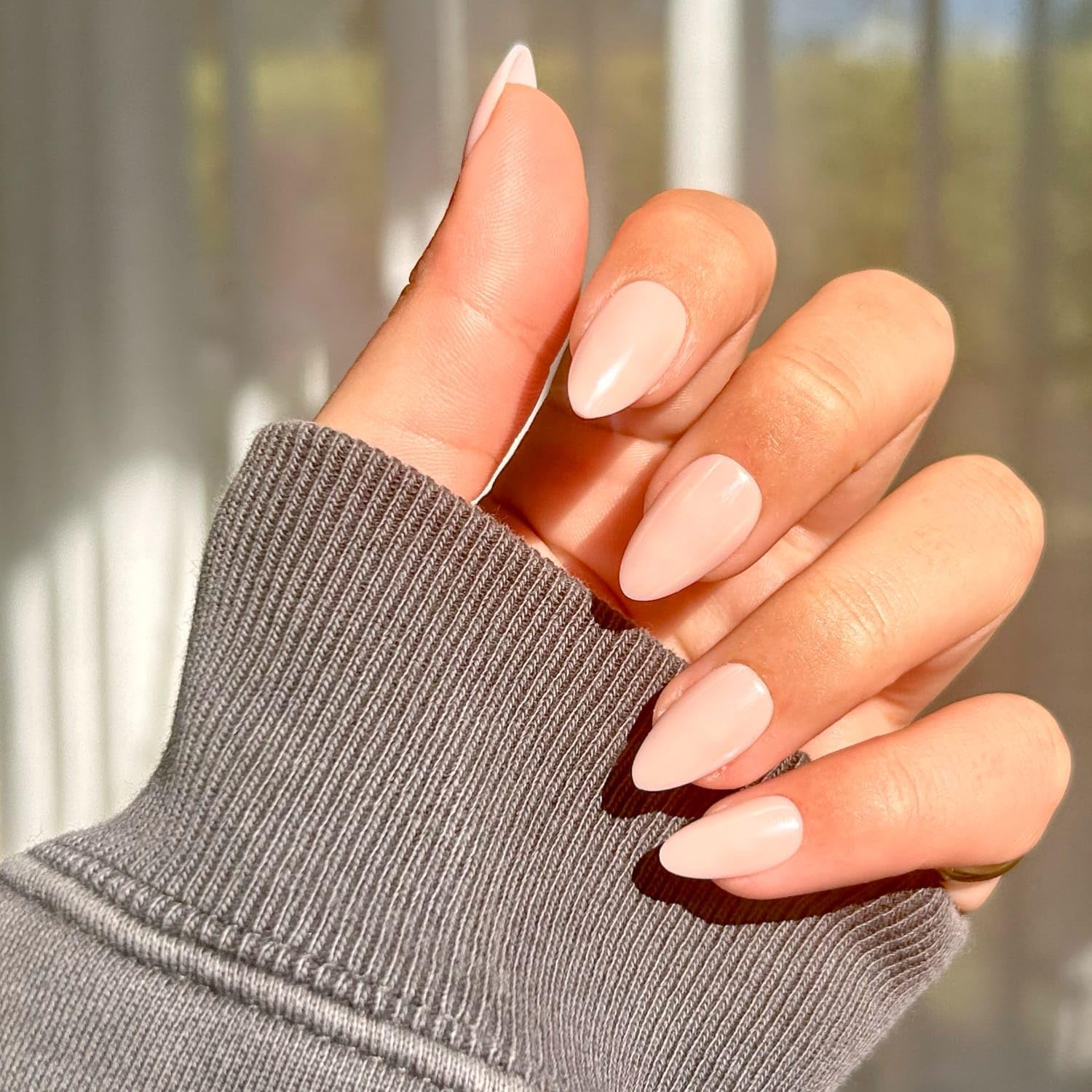 NKA Press-On Nails Kit, 30 Soft Acrylic Nails in 15 Sizes with Nail Glue, Sticky Tabs, Prep Tools & Reusable Case &ndash; Long-Lasting, Salon Look, Glazed Berry Short Almond image number 5