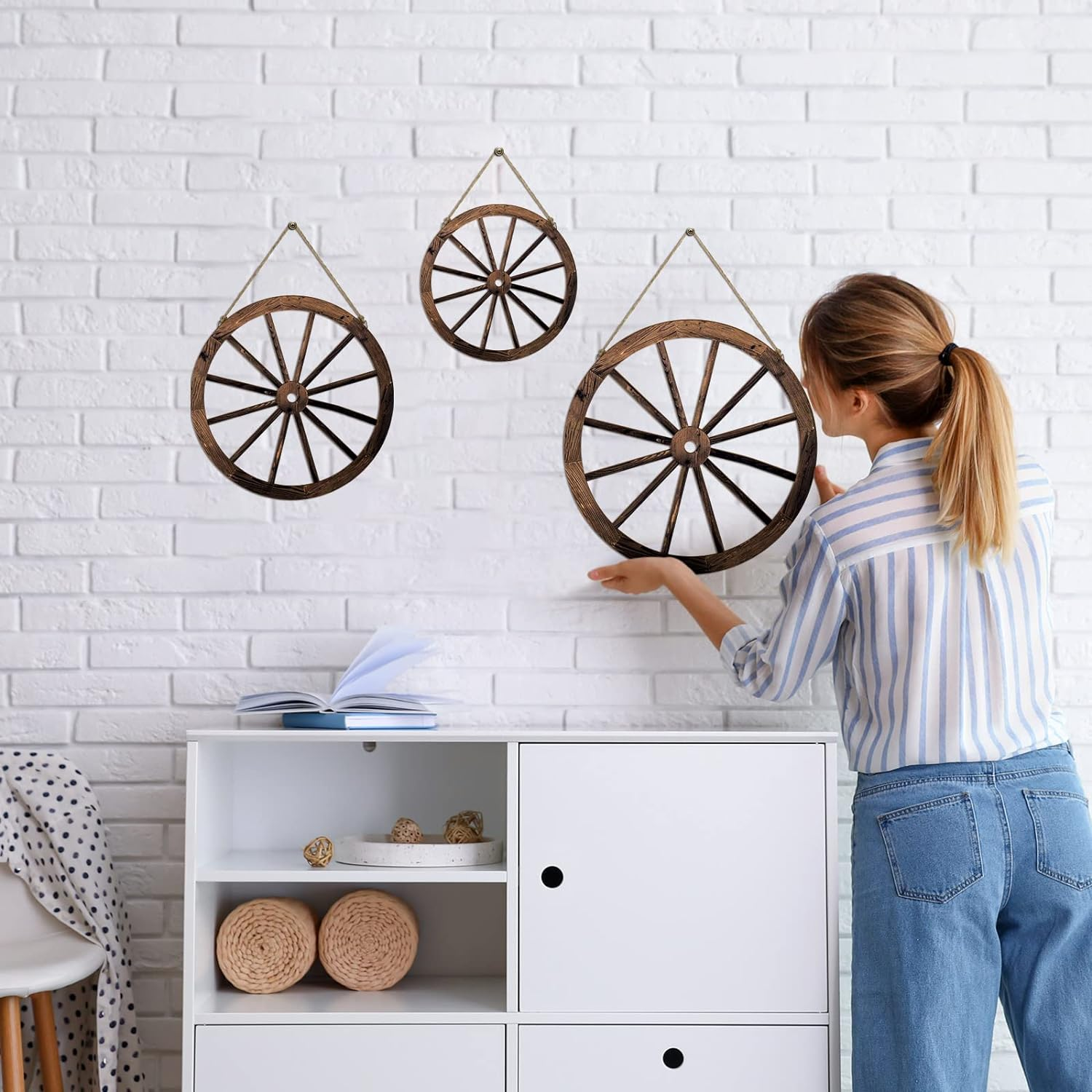 Qunclay 3 Pcs Wooden Wagon Wheel Decor 12/10/8 Inch Old Western Wall Decor Farmhouse Wagon Wheels Rustic Yard Hanging Decorative Art for Garden Home Bar Garage(Dark Brown) image number 5