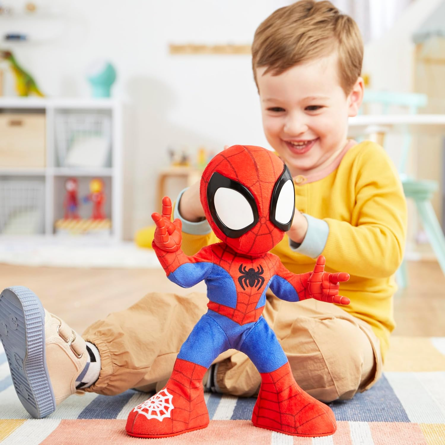 Marvel Spidey and His Amazing Friends Dance 'N Crawl Spidey, Interactive Plush Toy with 20 Phrases & Sounds, 2 Songs, Super Hero Christmas Gift Toys for Kids 3 & Up image number 1