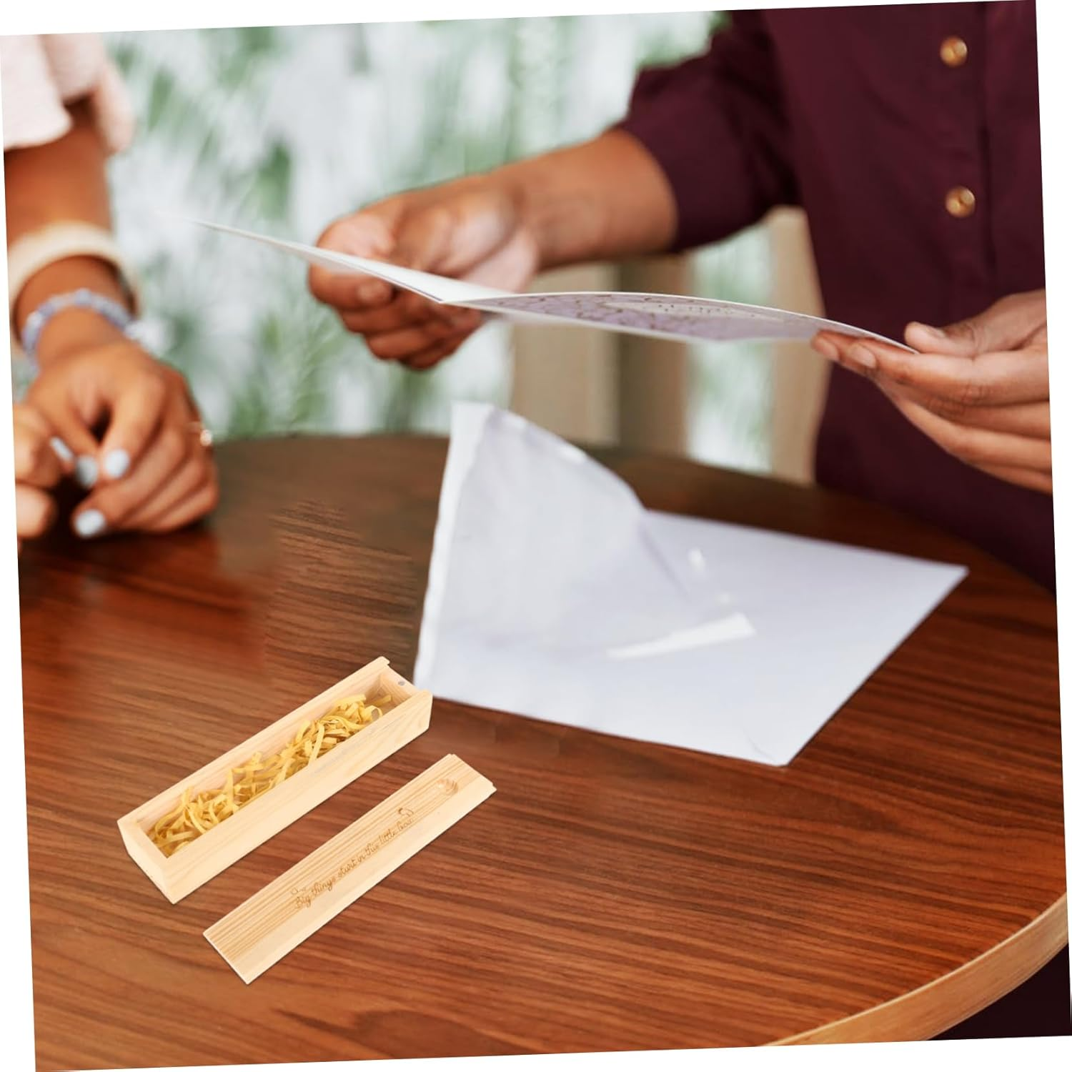 LIFKOME Wooden Pregnancy Test Box Delicate Announcement Keepsake Storage Case for Women