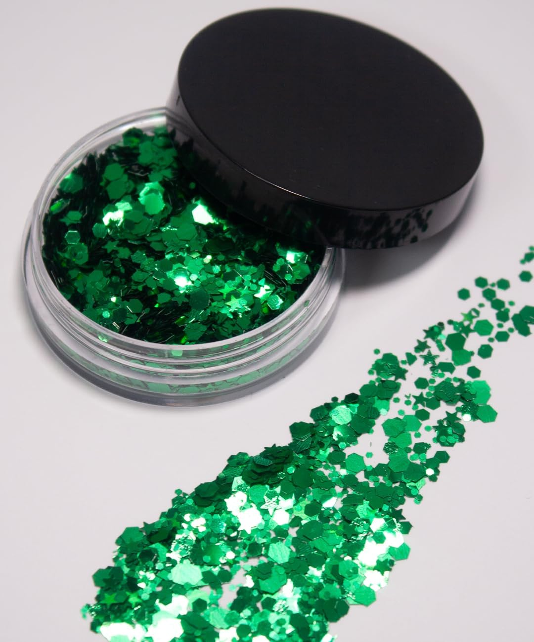 Vegan Biodegradable Chunky Glitter // Karizma Beauty Green Bio Glitter Eco Glitter Face Glitter Festival Chunky 8G image number 5