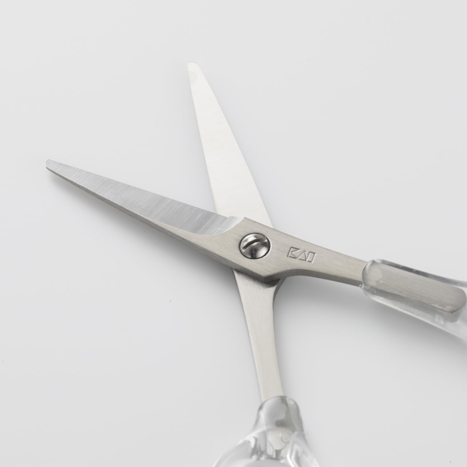 Kai Corporation KQ3025 Hair Cutting Scissors, S image number 2
