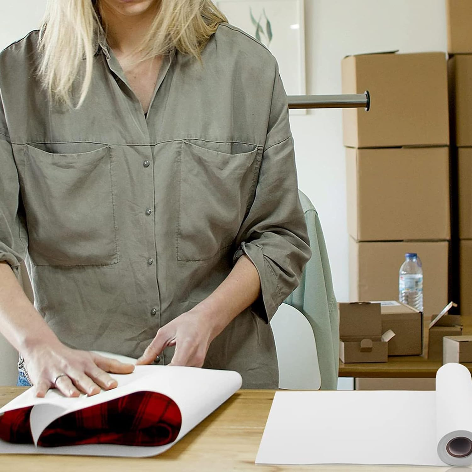 PALUDO Drawing Paper Roll, 43 Cm X 20 M White Paper Roll 80 G/M, Painting Paper Roll Children, Sketch Paper Sketch Roll for Children, Easel Paper, Wall Art, Sketching Crafts, Drawing Wrapping Paper image number 4