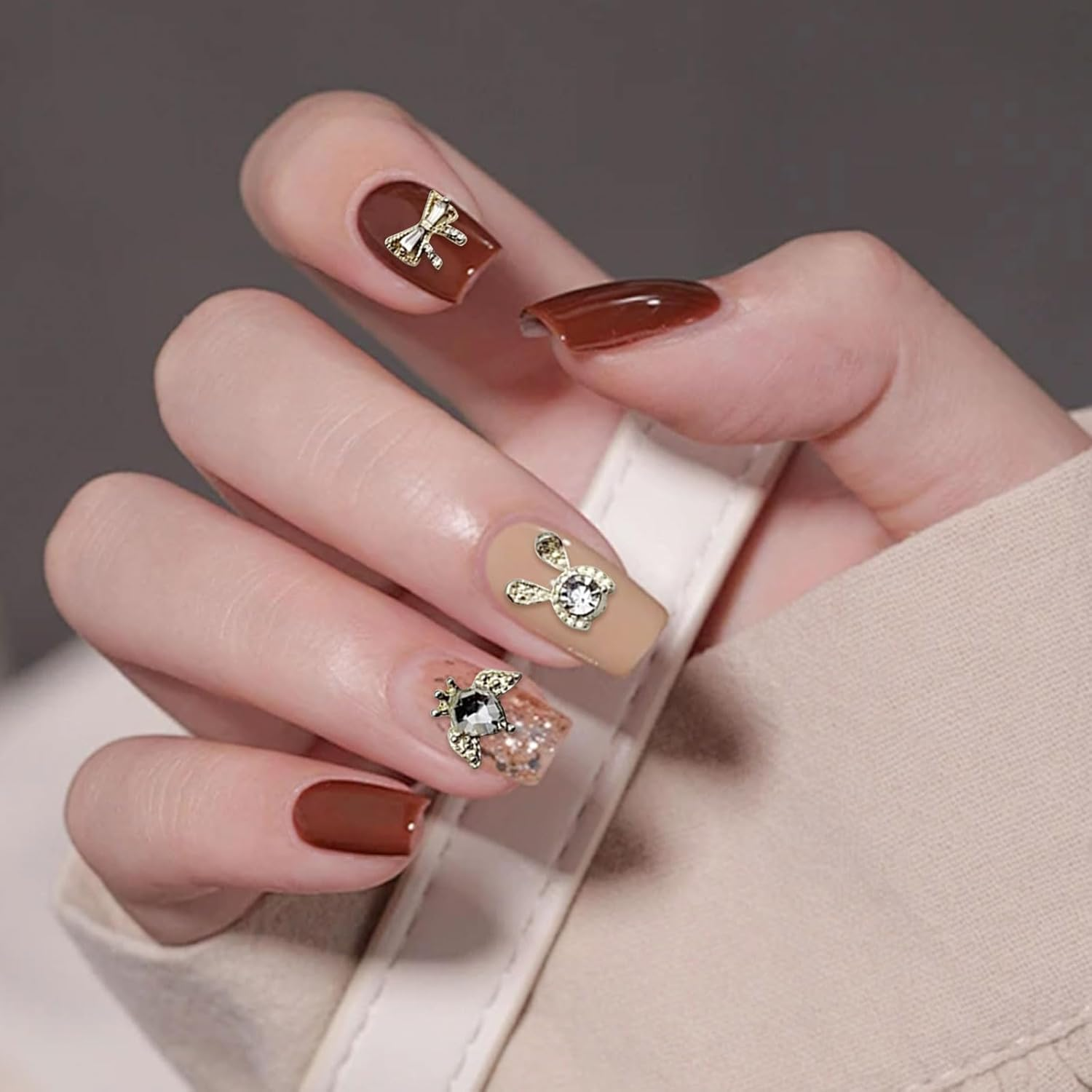 Nail Art Hearts and Bows,50Pcs Mixed 3D Gold Pearl Rhinestones Bowknot Luxury Dangle Nail Art Charms (C Mixed Pattern Gold) image number 3