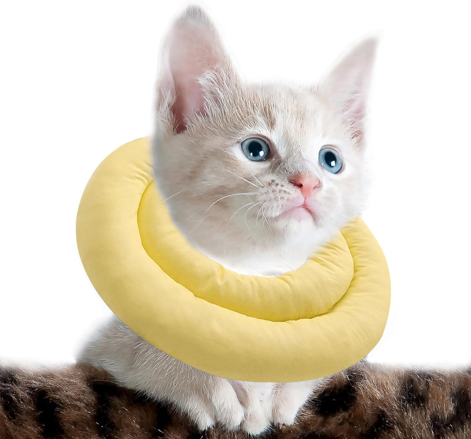 OHCOZZY Cat Collar with Adjustable Waistband, Soft Cat Collar with Anti-Leak Function, after Surgery Pet Protective Collar (Size M, Yellow)