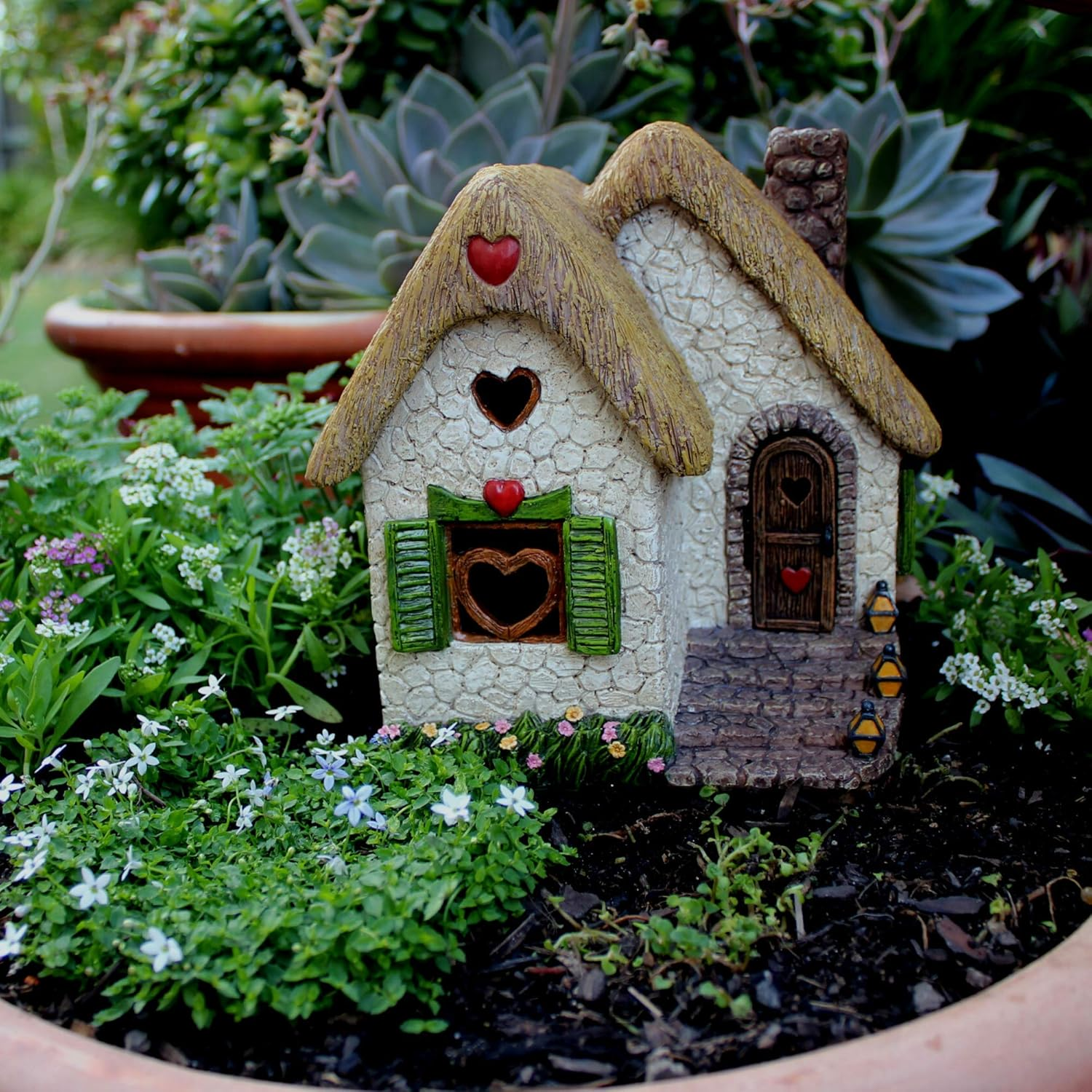 PRETMANNS Fairy House - Large Outdoor Fairy Garden House &ndash; Adorable Hand-Painted Resin Outdoor Accessories for Miniature Garden &ndash; 18 Cm High with Door That Can Open image number 2