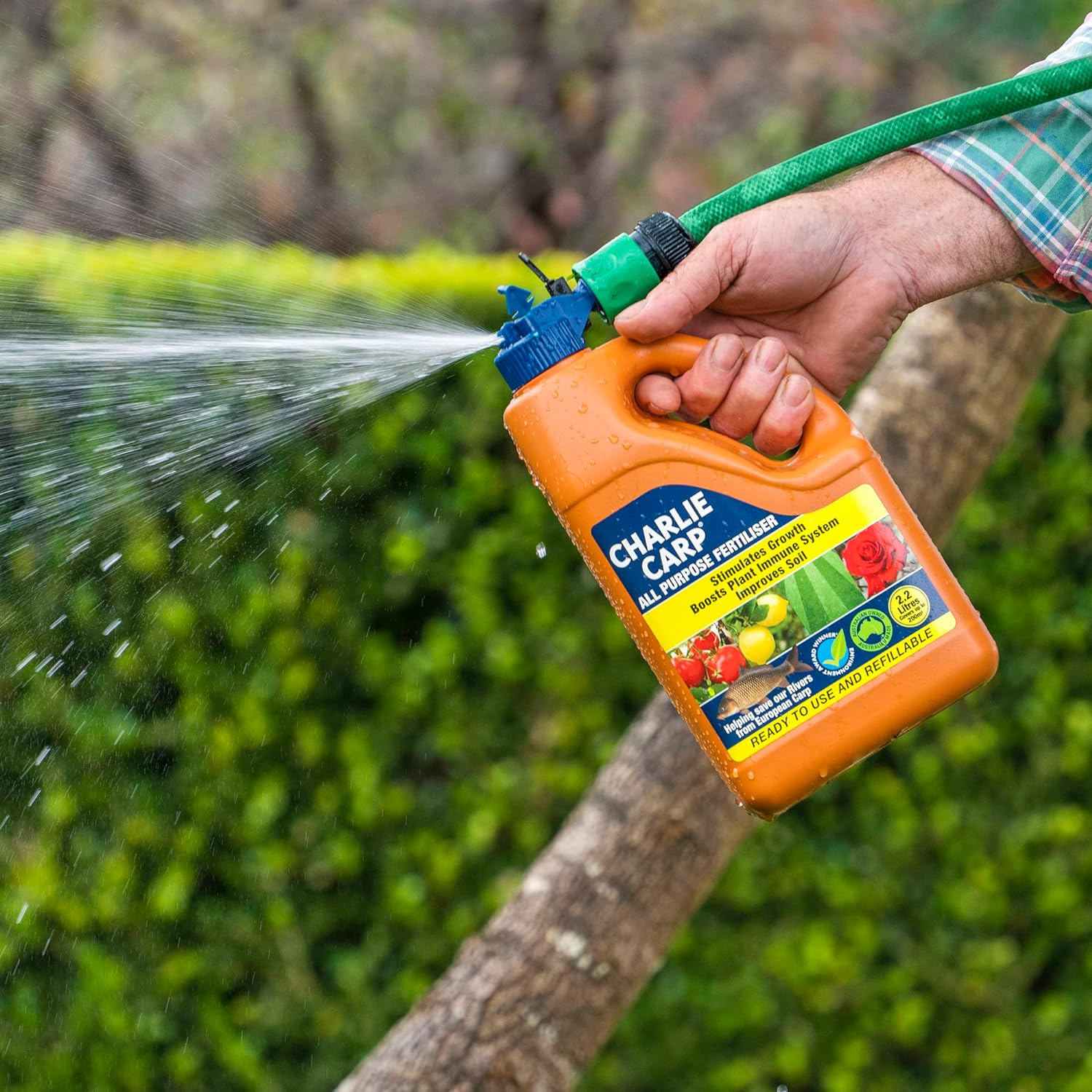 Charlie Carp All Purpose Fertiliser 2.2L - Hose-On and Ready to Use Lawn Fertiliser, Plant Food for Grass, Veggies and Fruit Trees - Covers 200M2 image number 1