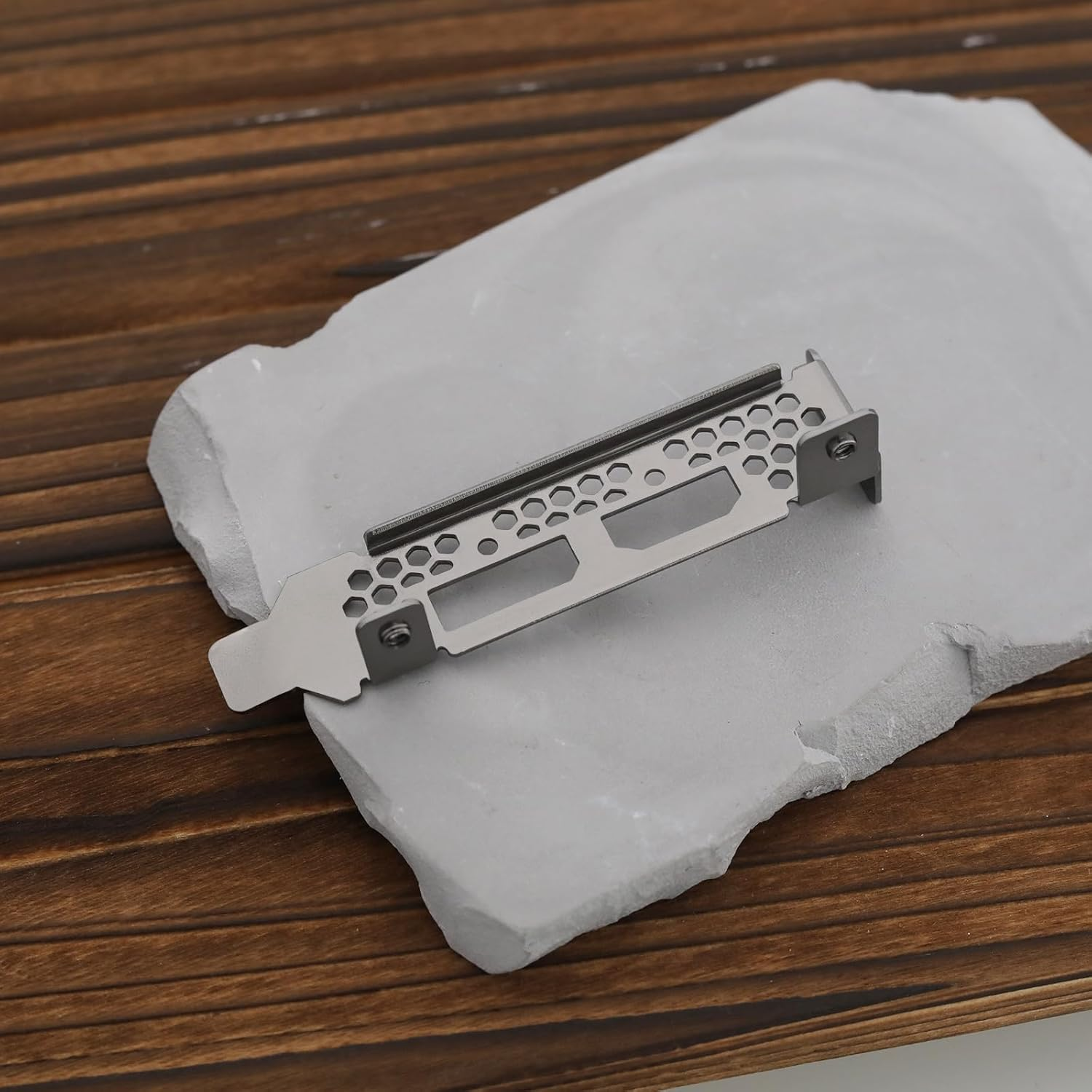 YINETTECH DP+HDM Low Profile Graphics Card Bracket Compatible with Sapphire AMD HP Radeon RX 6400 image number 3