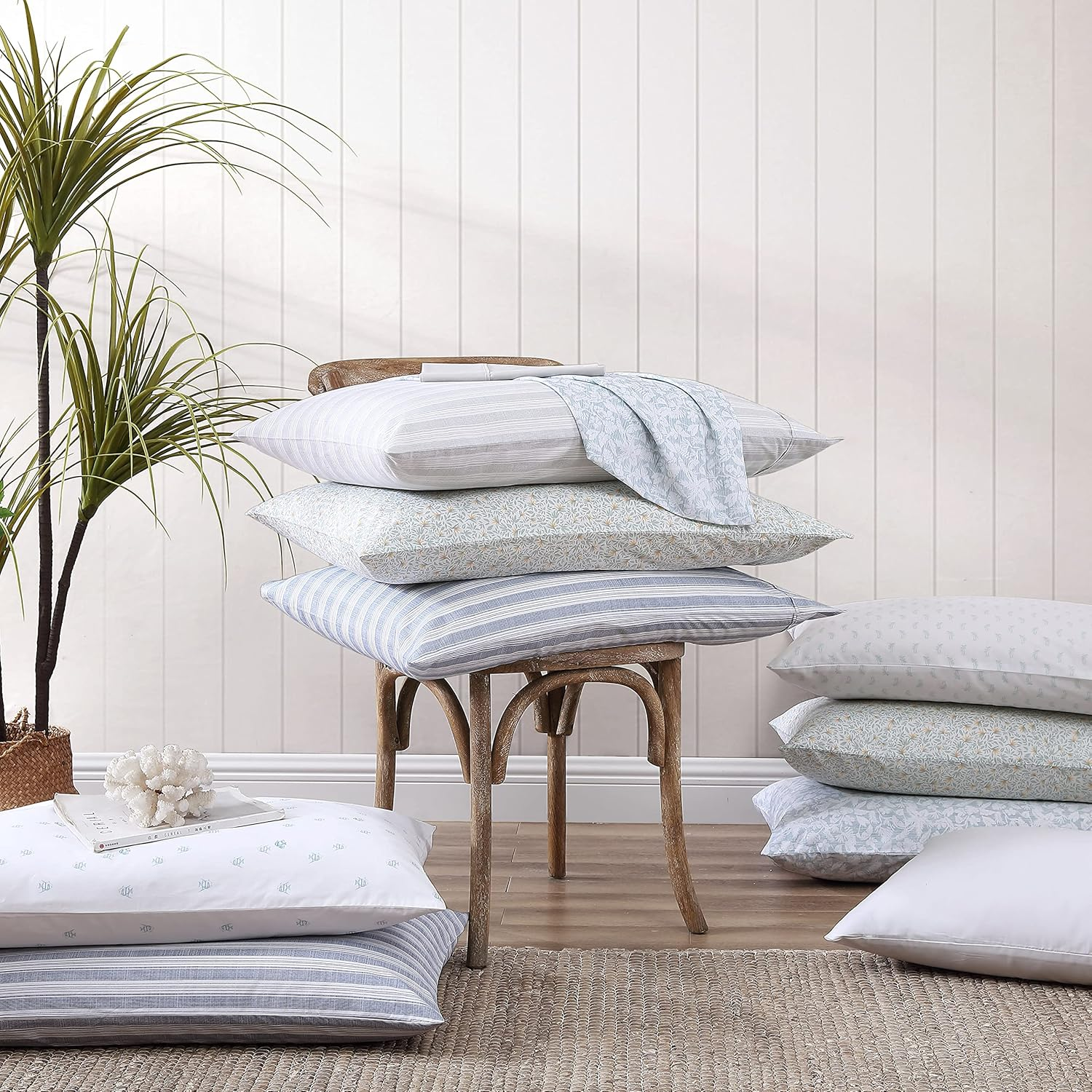 Tommy Bahama - Queen Sheets, Cotton Percale Bedding Set, Crisp & Cool, Stylish Home Decor (Crane Flower Green, Queen) image number 4