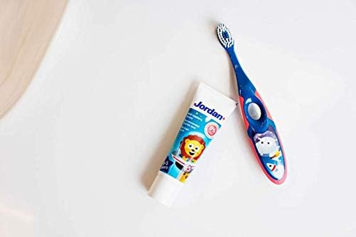 Jordan &reg; | Step 2 Toothbrush Kids | Kids Toothbrush for Age 3-5 Years Old | Double Sensitive Soft Bristles, Toothpaste Indicator, Dual Ergonomic Handle & BPA Free | Mixed Colour | 1 Unit image number 1