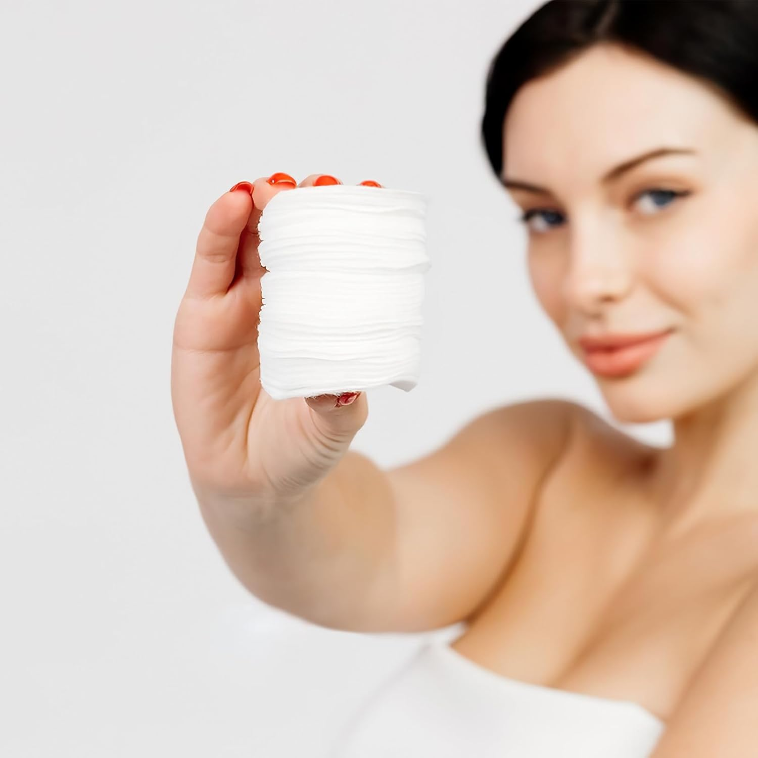 SEWACC 2 Packs Stretchable Cotton Pads 200Pcs per Pack Facial Cotton Squares for Makeup Removal and Skincare Routine Suitable for Skin Types