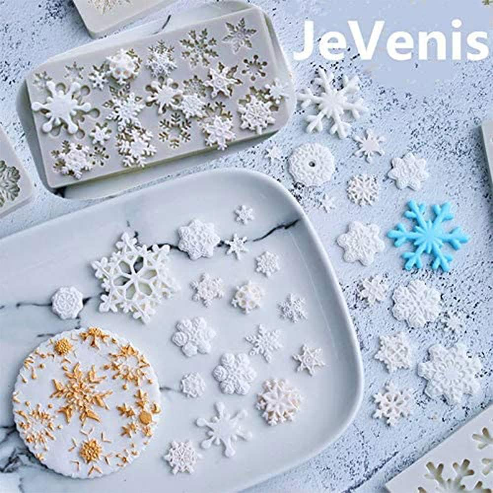 Set of 4 Jevenis Snowflake Fondant Mold 3D Christmas Cake Decorations Winter Cupcake Topper for Chocolate Candy Soap Cake Baking Decoration (White1)