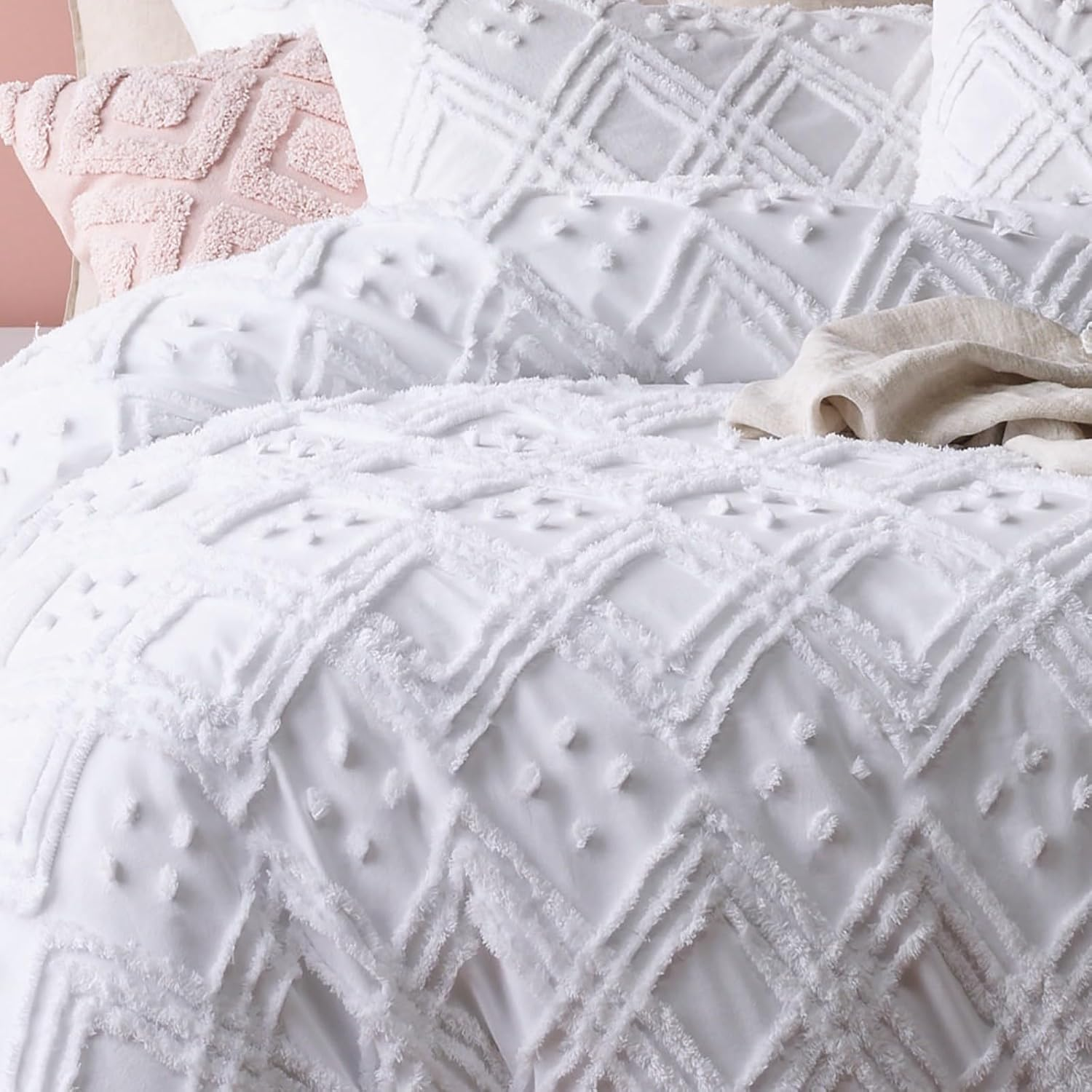 Park Avenue Medallion 100% Cotton Vintage Washed Tufted Quilt Cover Set, Queen, White image number 3