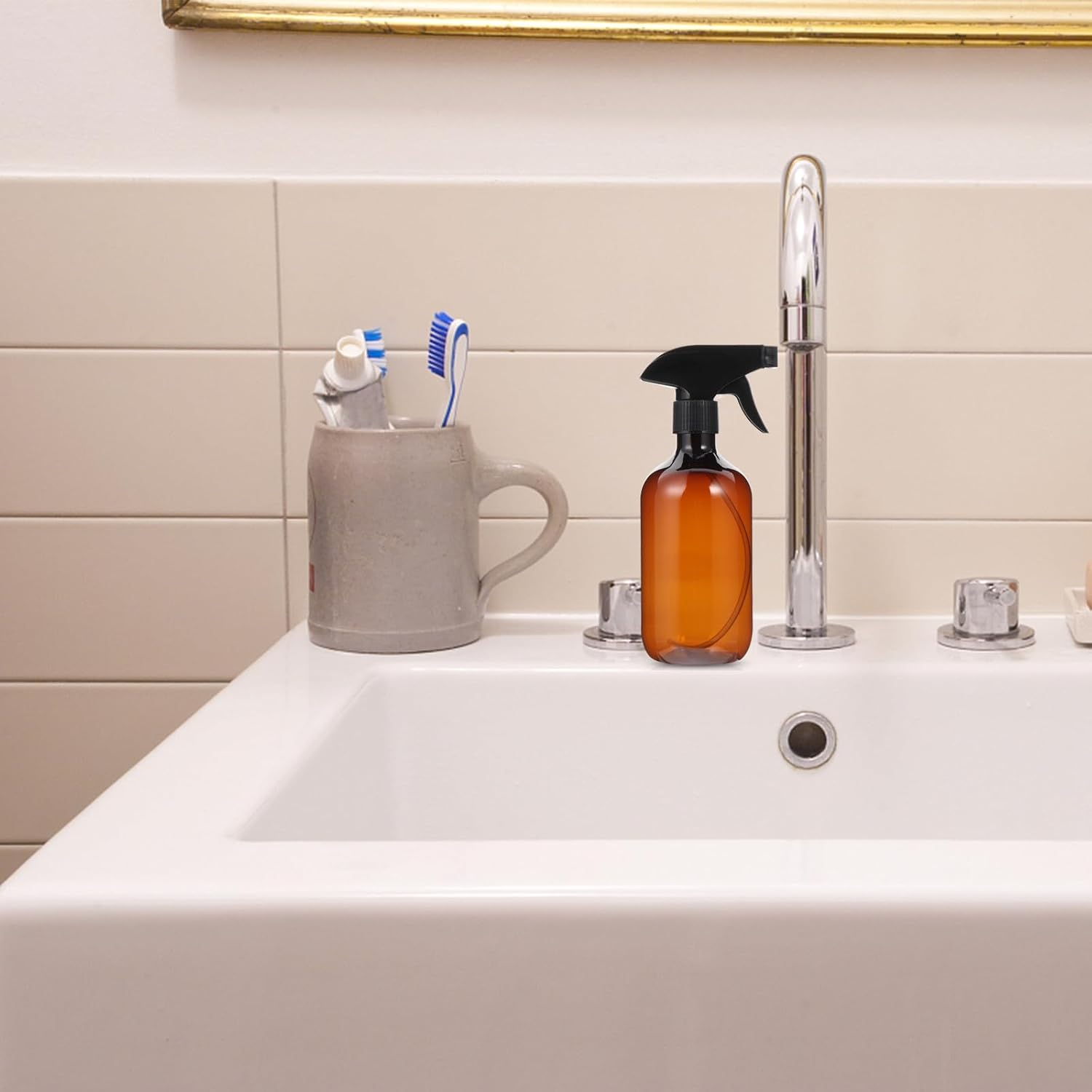 GRADENEVE Pet Plastic Spray Container 4 Pack 500Ml Amber Bottles for Outdoor Cleaning and Liquid Storage image number 2